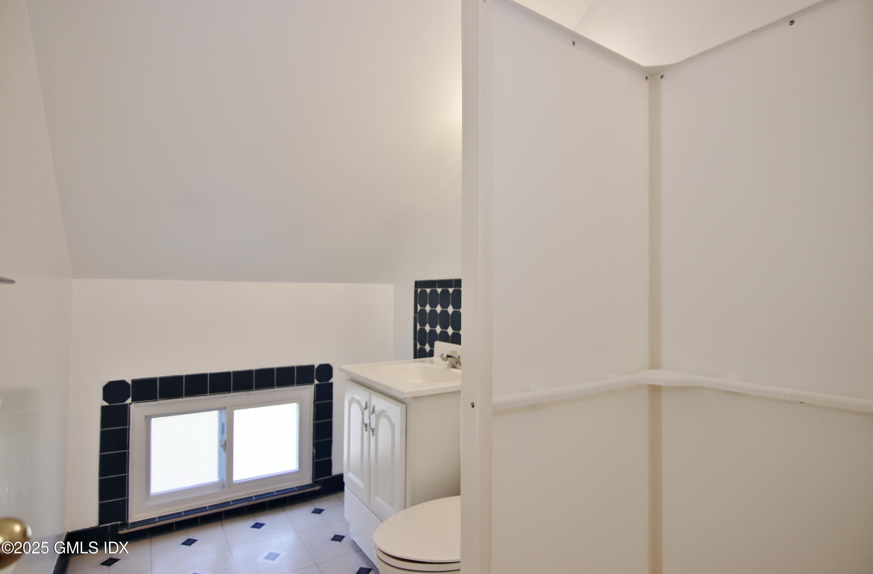 23 Amherst Road, Riverside