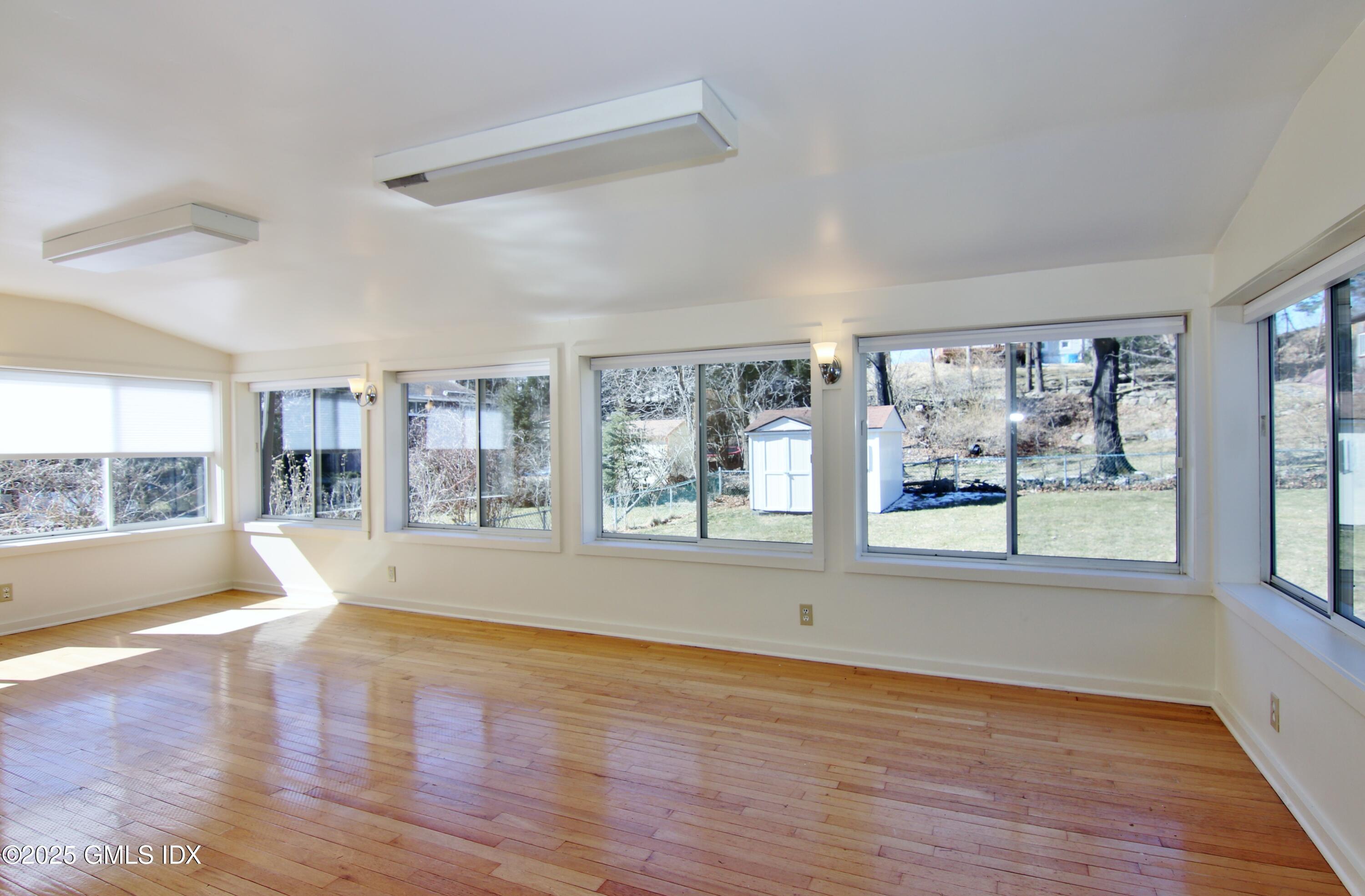 23 Amherst Road, Riverside