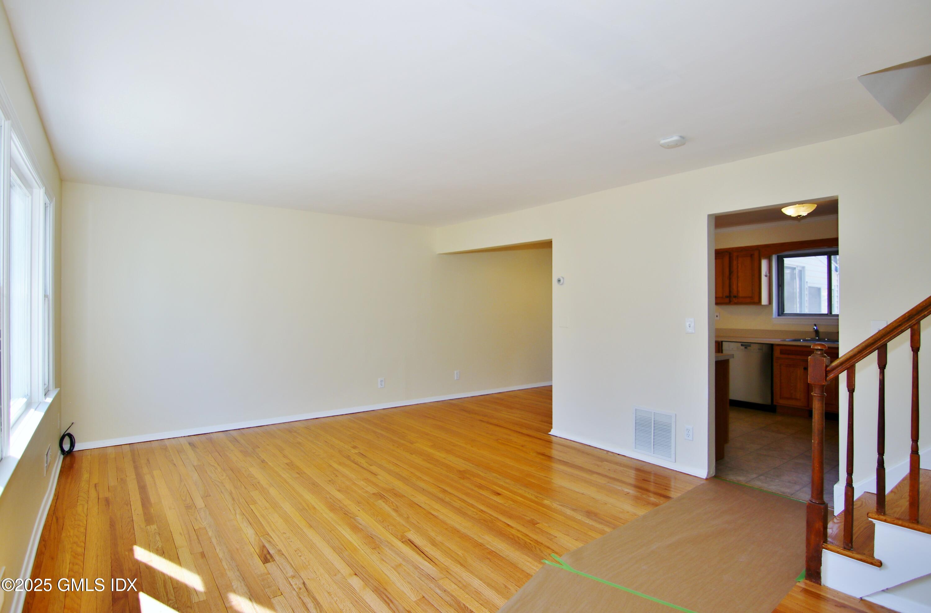 23 Amherst Road, Riverside