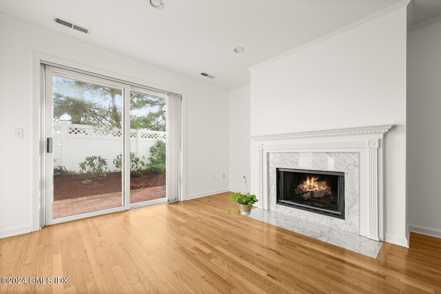 51 Forest Avenue, 82, Old Greenwich Unit: 82