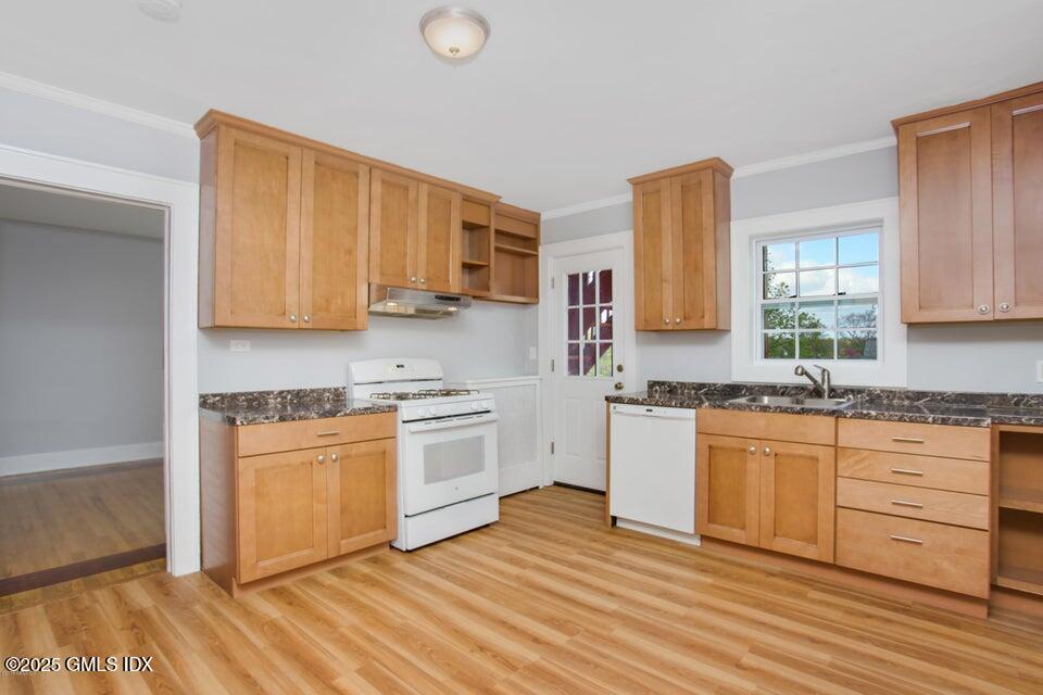 34 Alexander Street, Greenwich