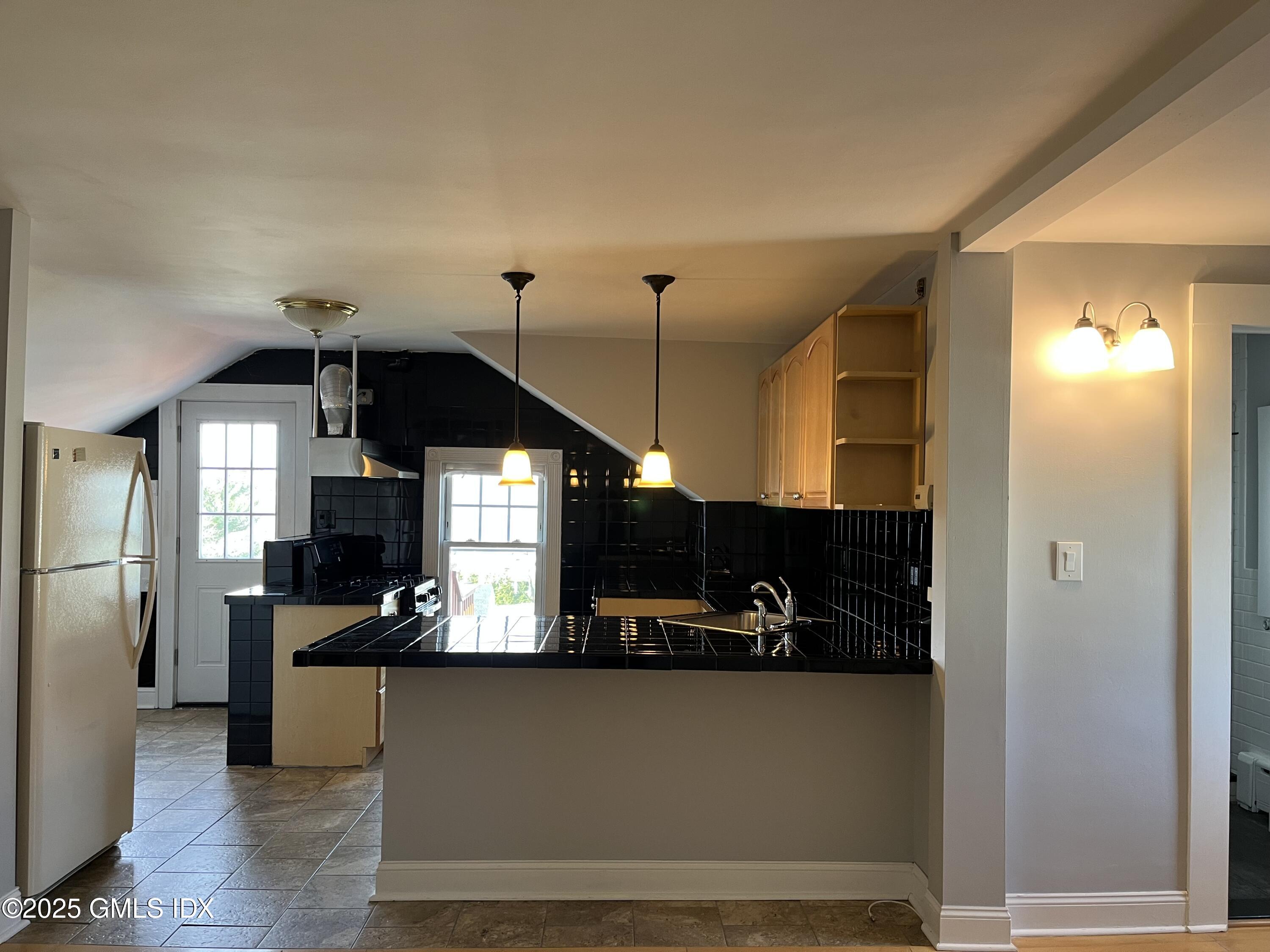 34 Alexander Street, Greenwich