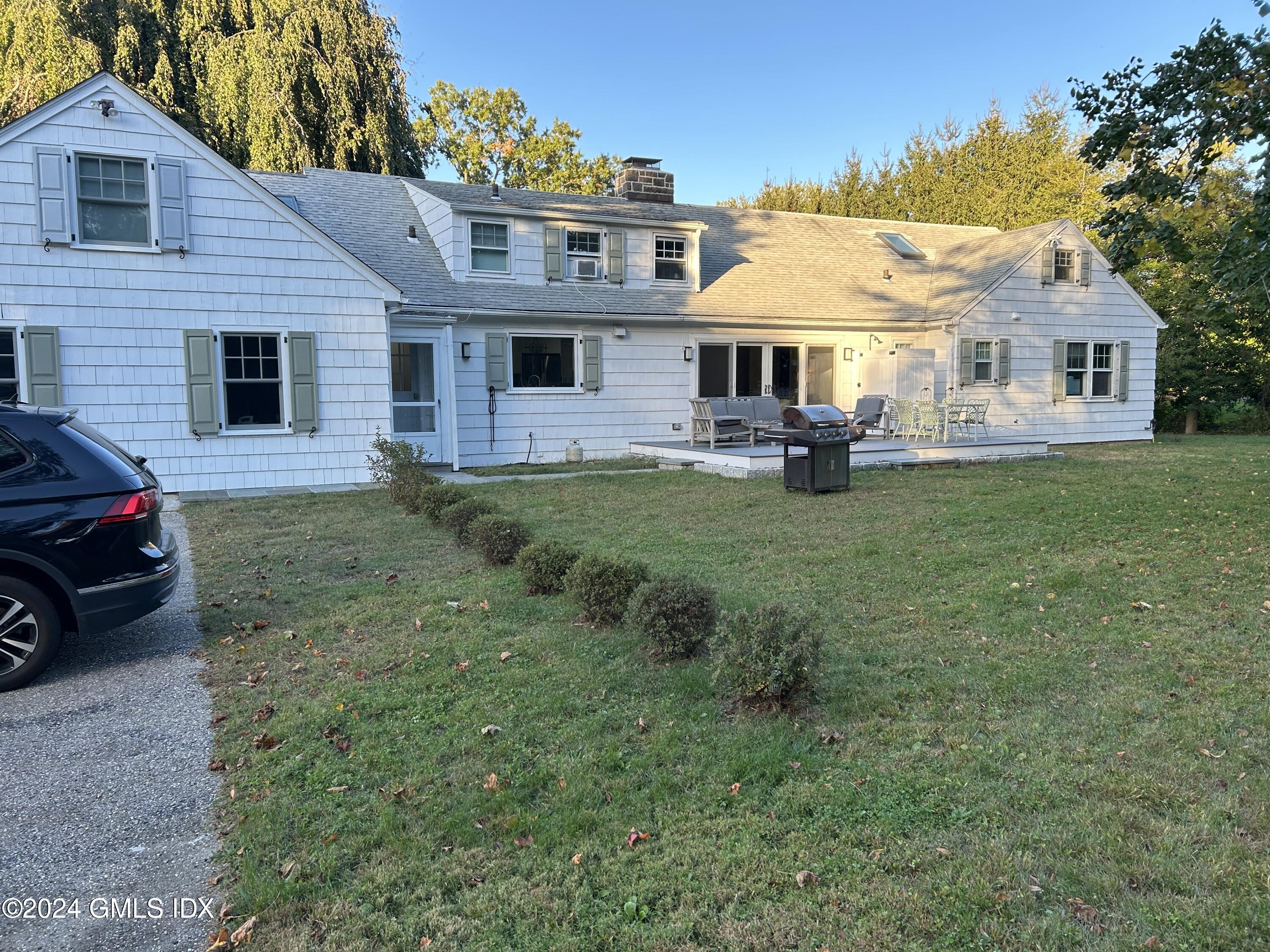 87 BARTINA Lane, Stamford