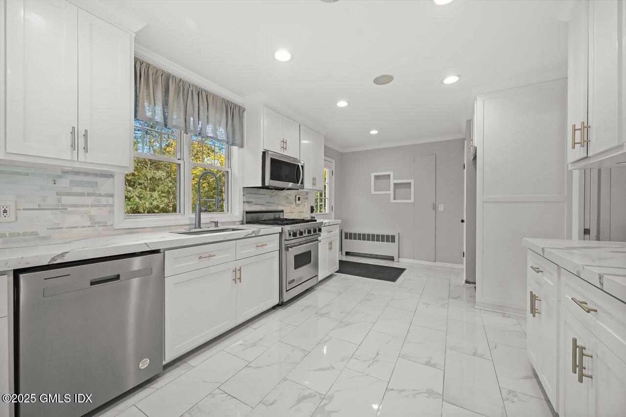 233 Palmer Hill Road