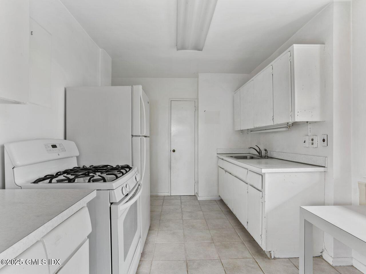 3 Putnam Hill Road 2B