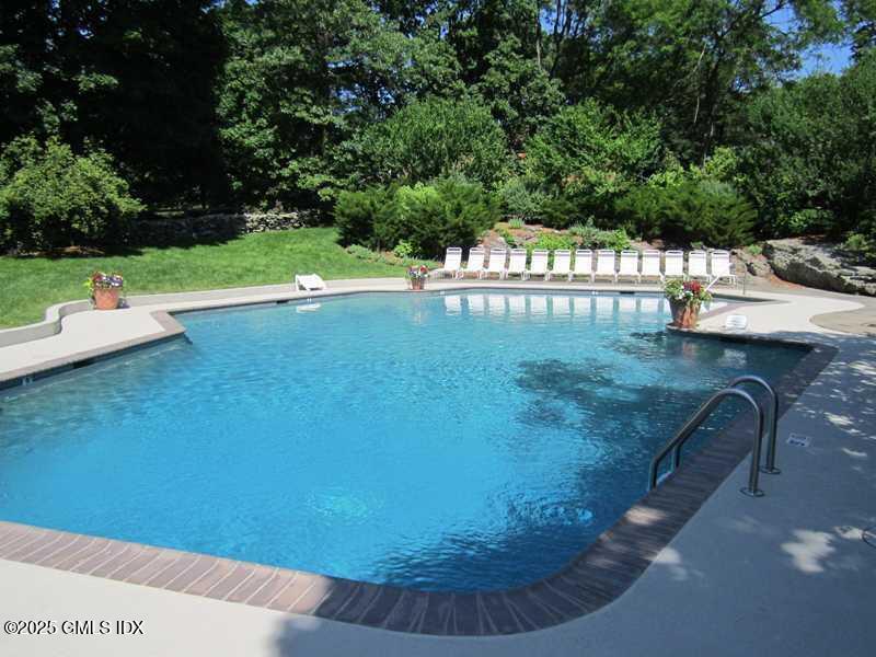 505 W Lyon Farm Drive 505