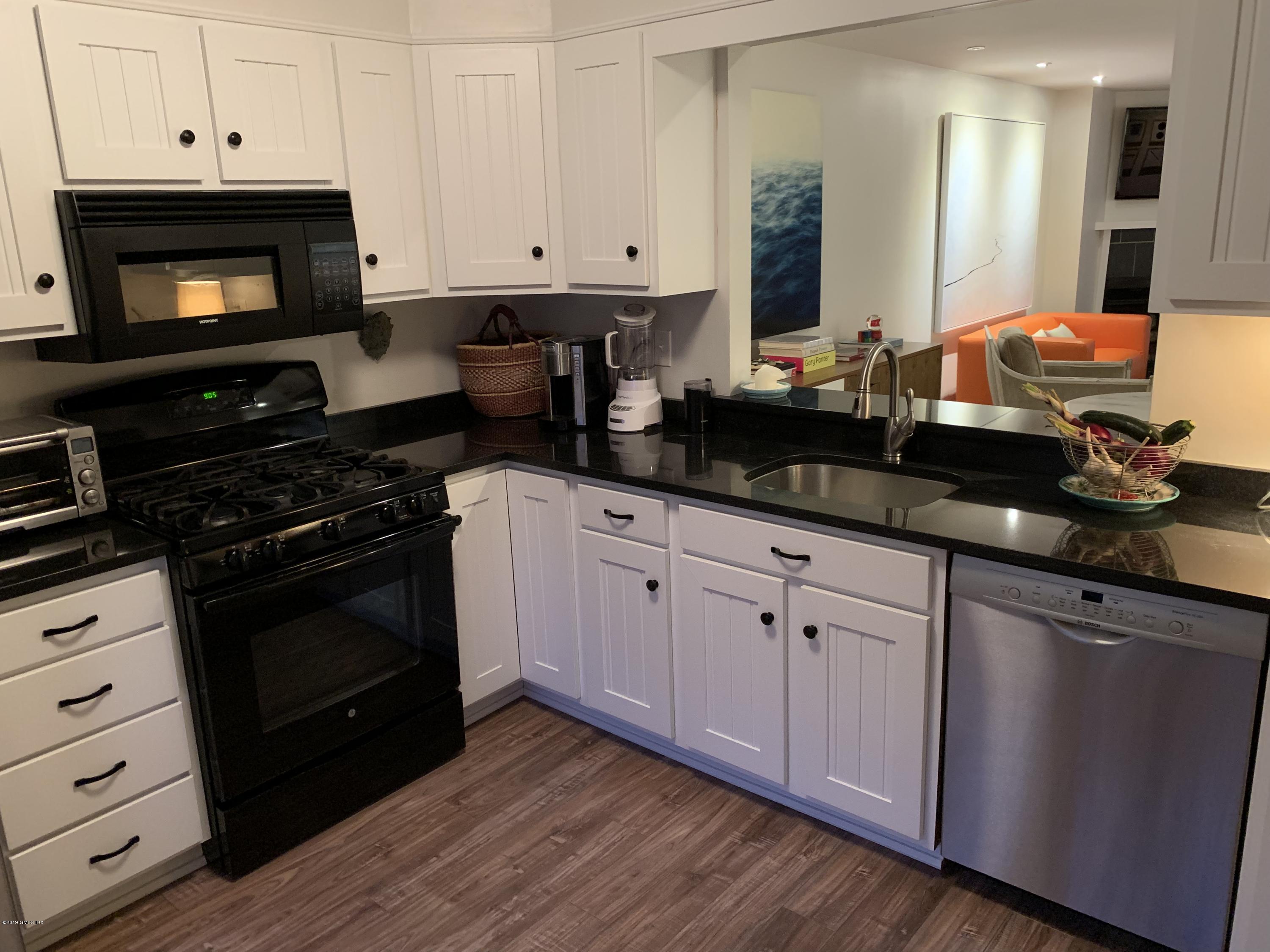 213 River Road Extension B