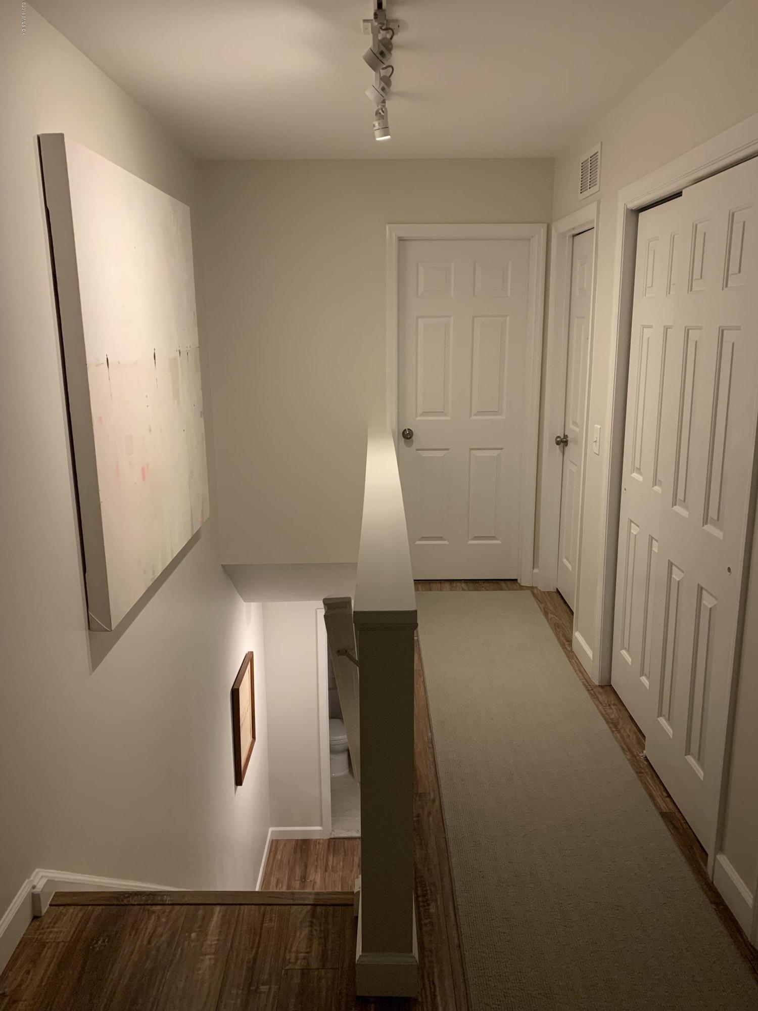 213 River Road Extension B