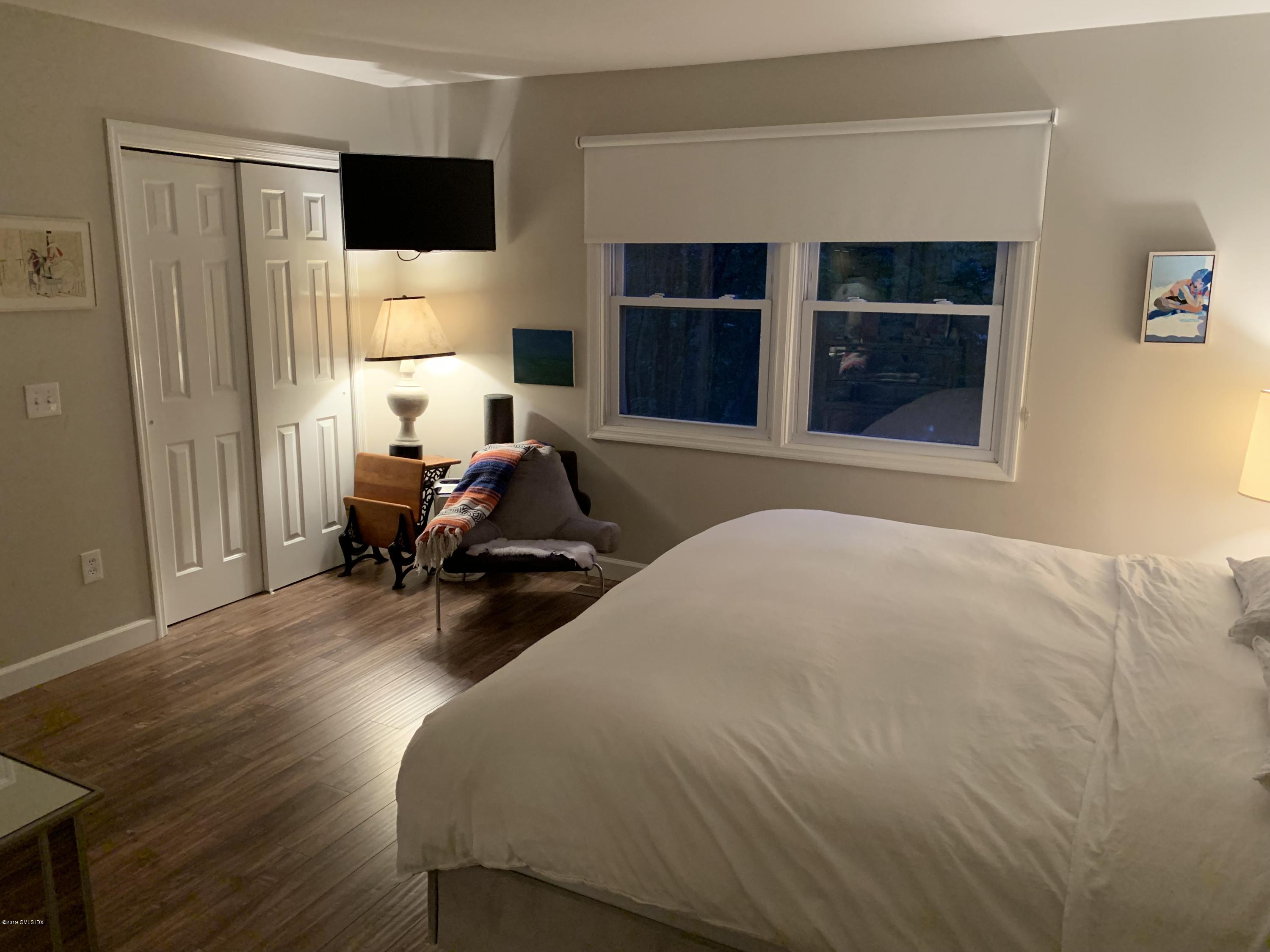 213 River Road Extension B