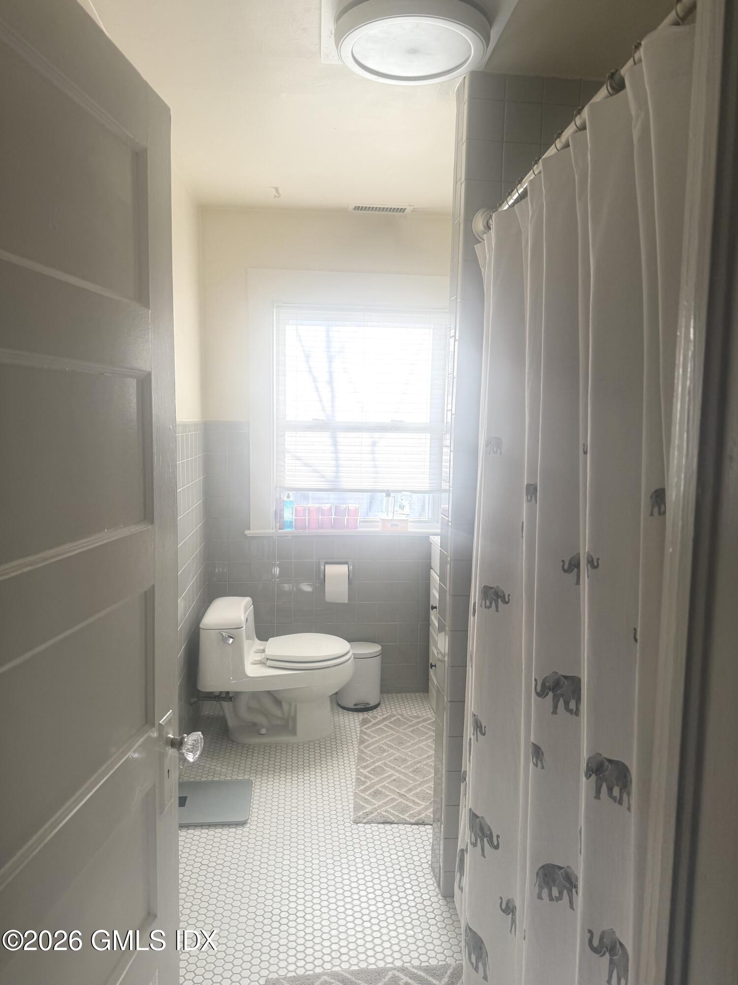 305 Milbank Avenue 3