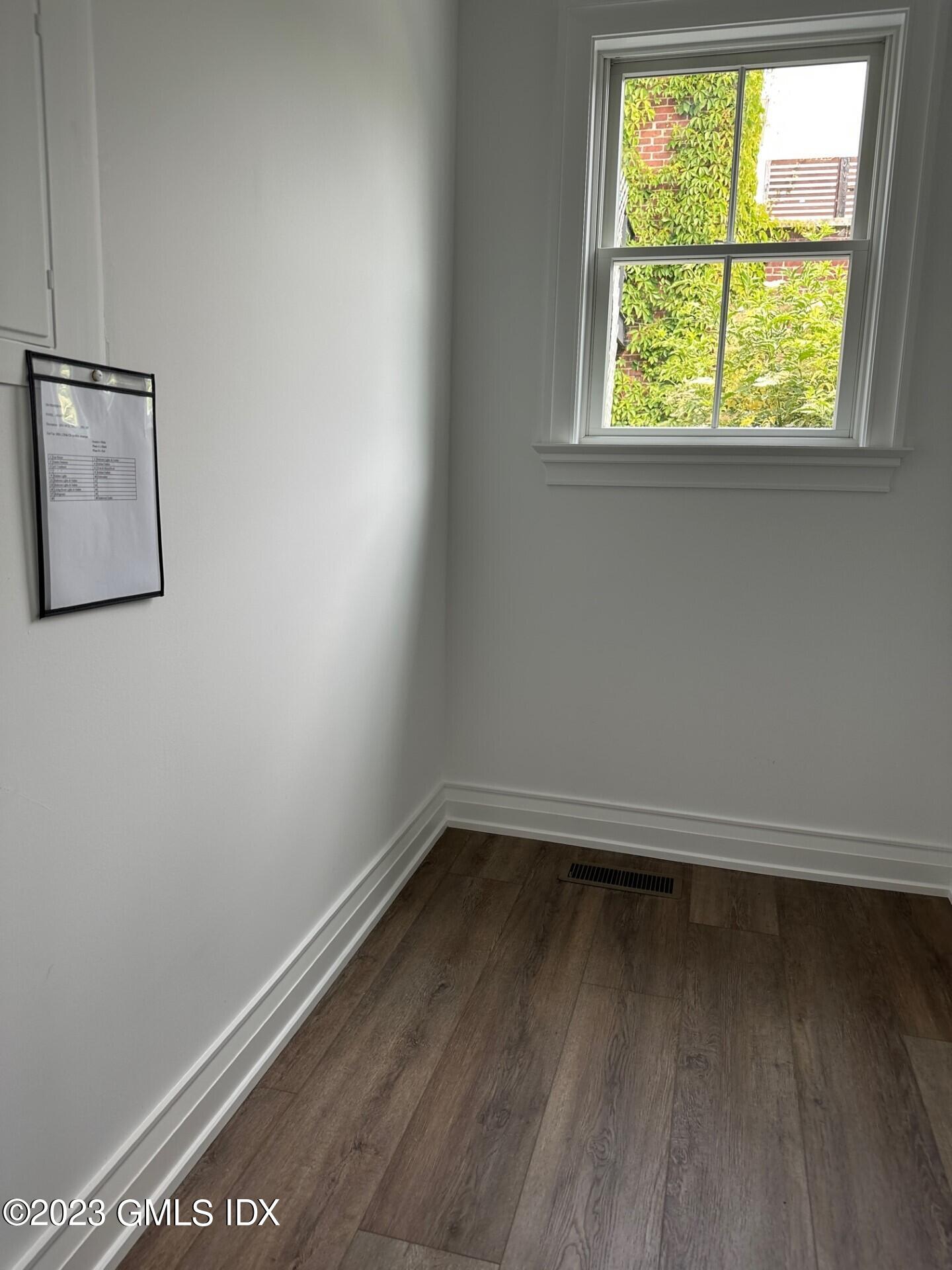 104 Pemberwick Road 1