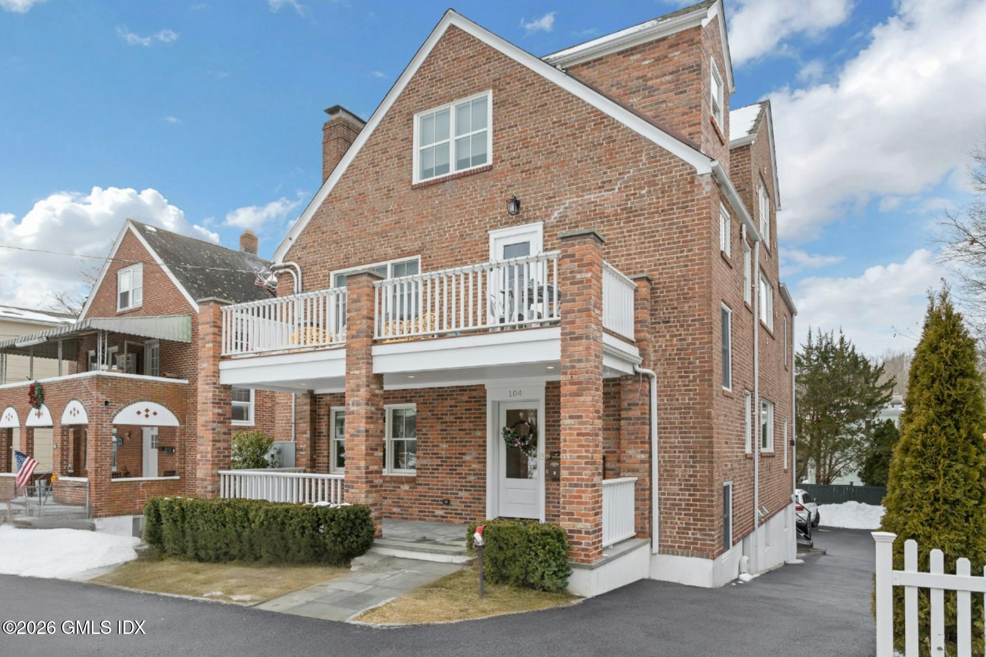 104 Pemberwick Road 1