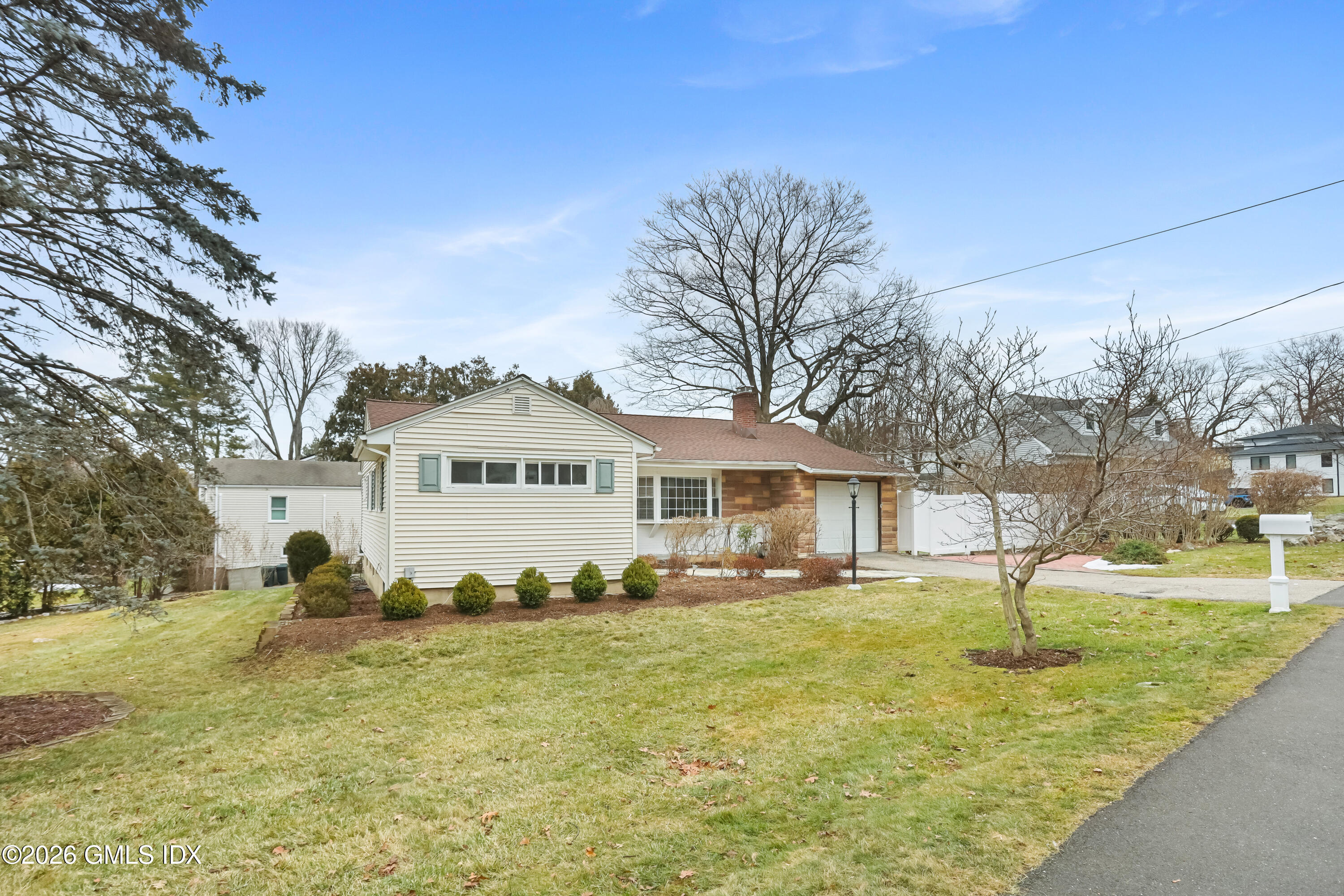 45 Sound Beach Avenue Extension