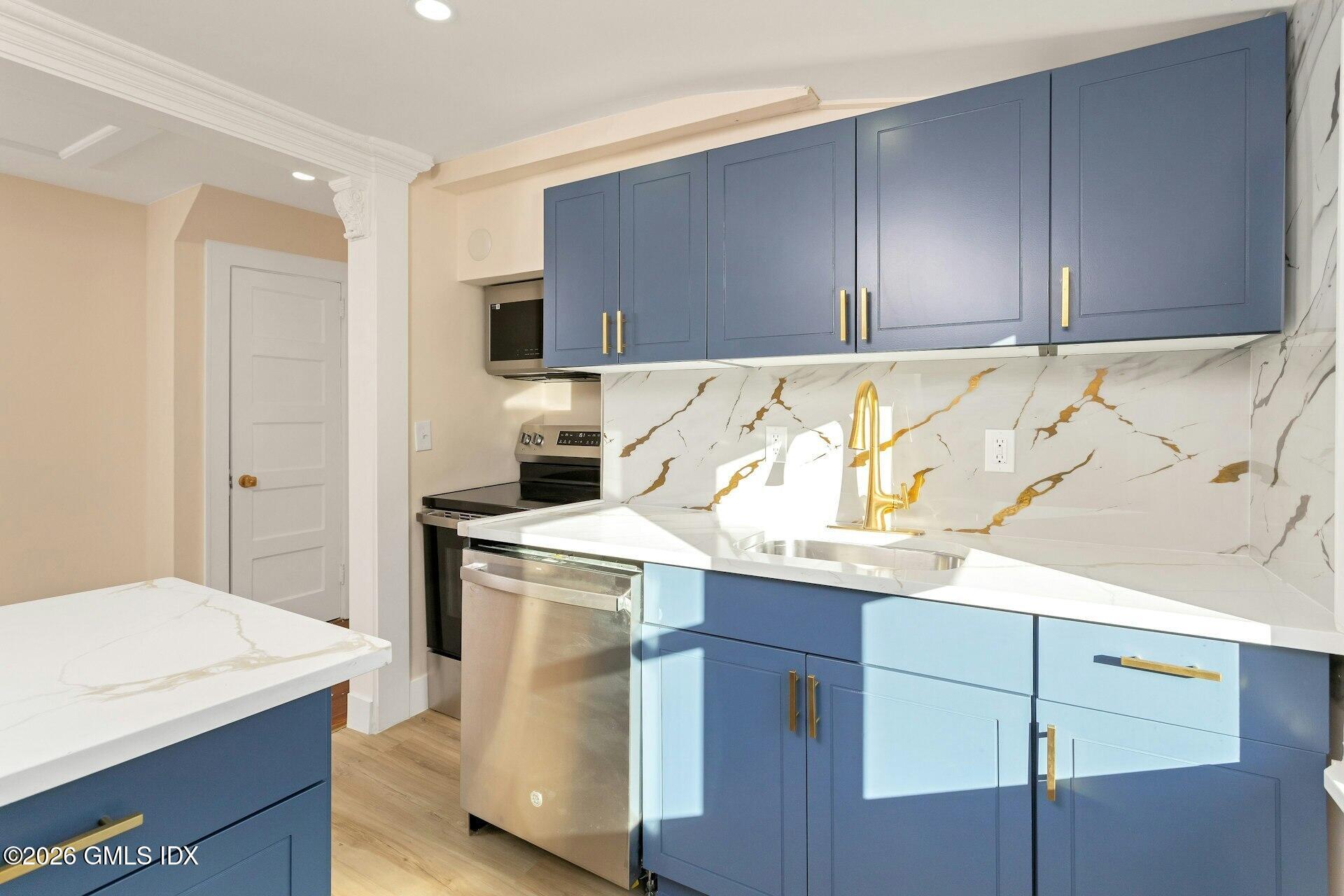 71 Prospect Street 2