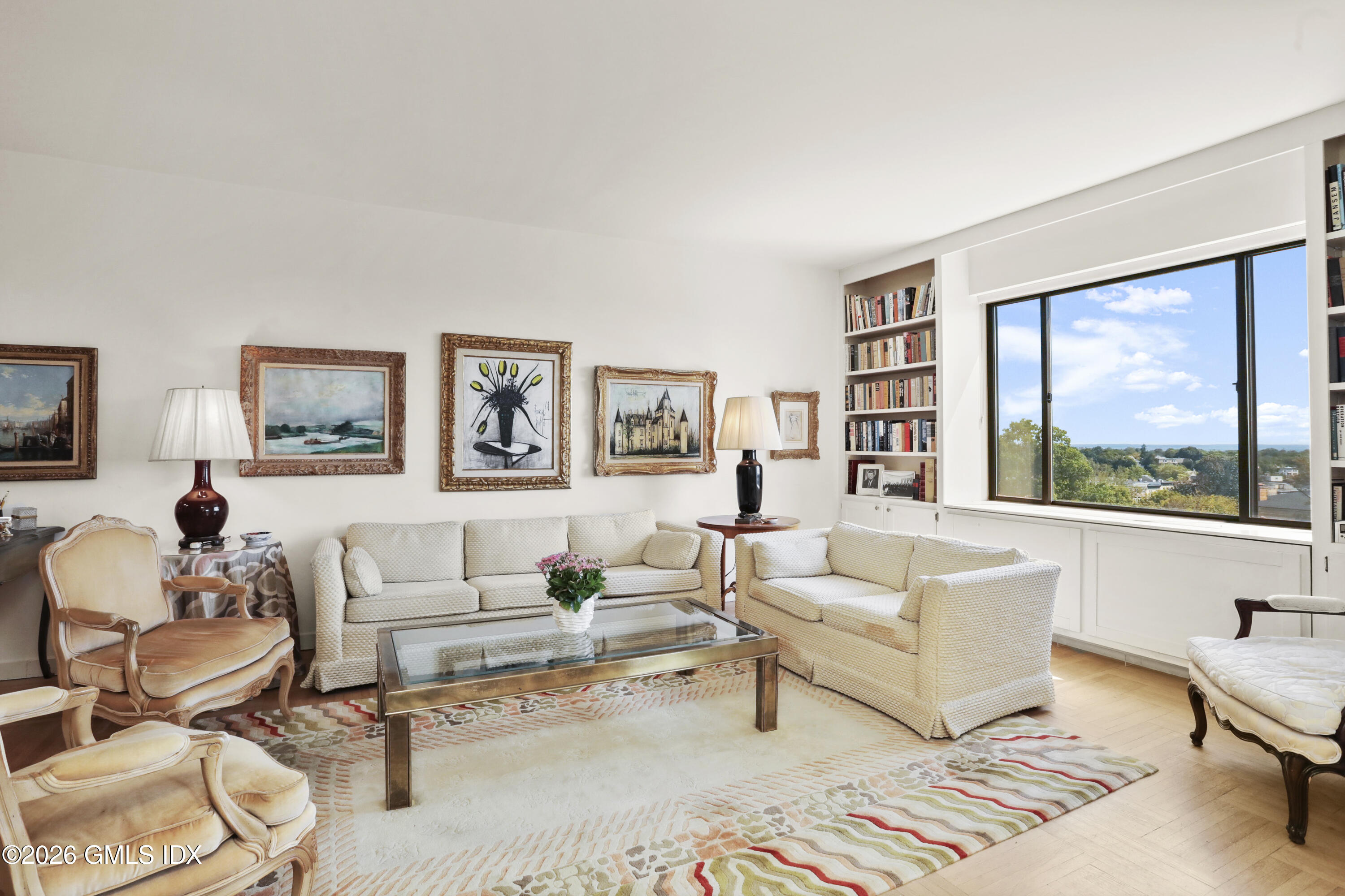 40 W Elm Street APT 6E