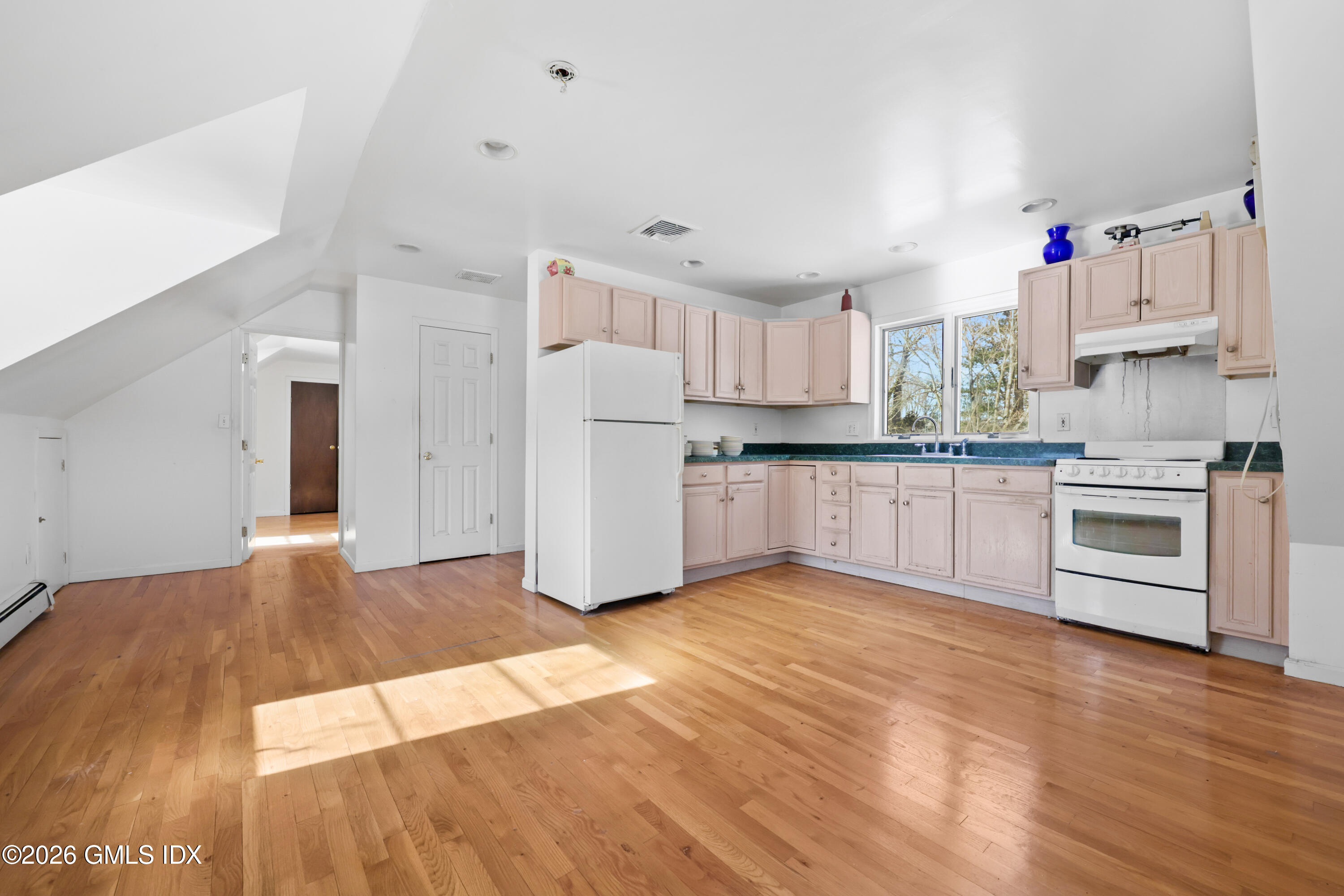 107 Stonehedge Drive