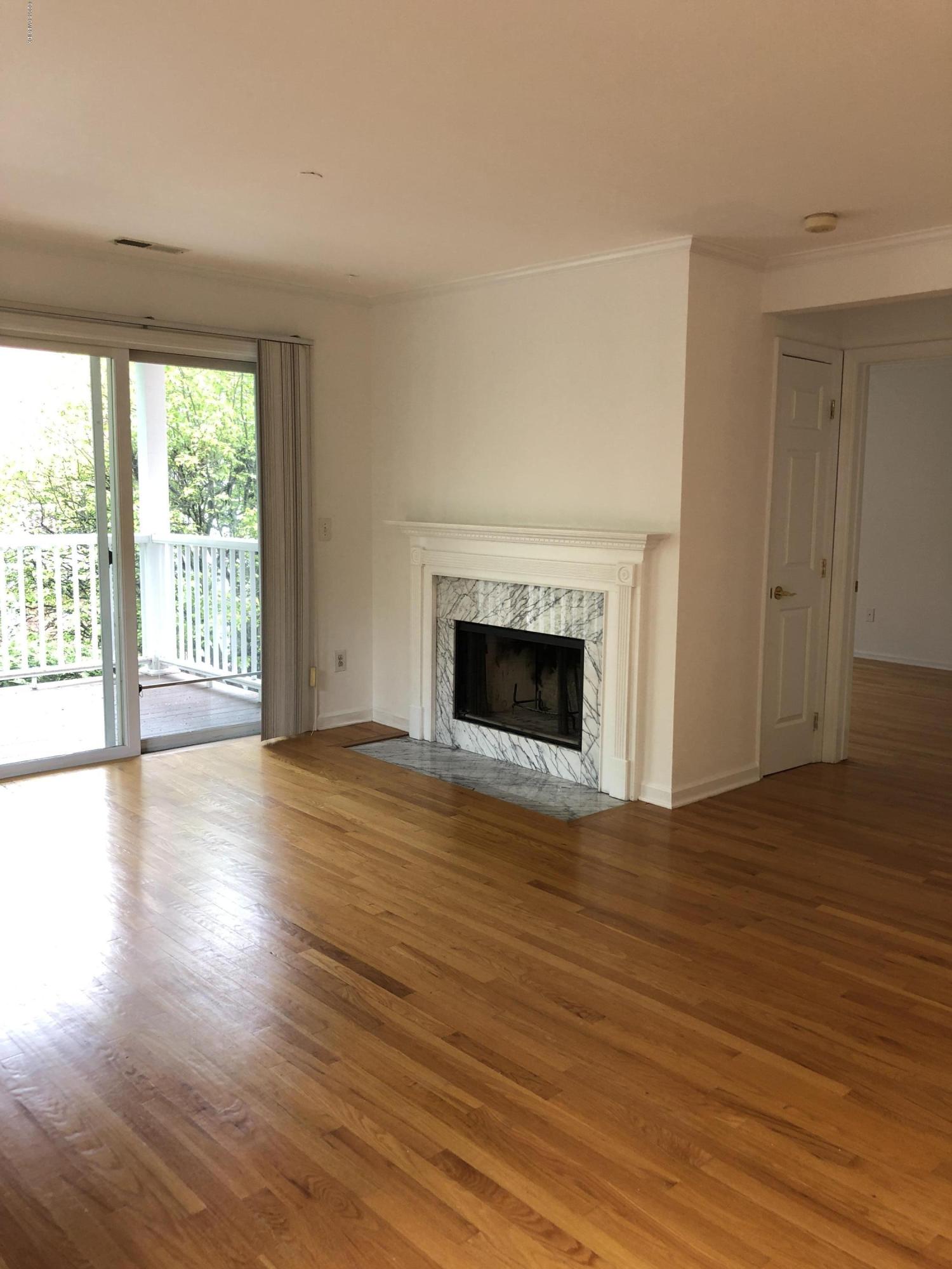 51 Forest Avenue APT 153