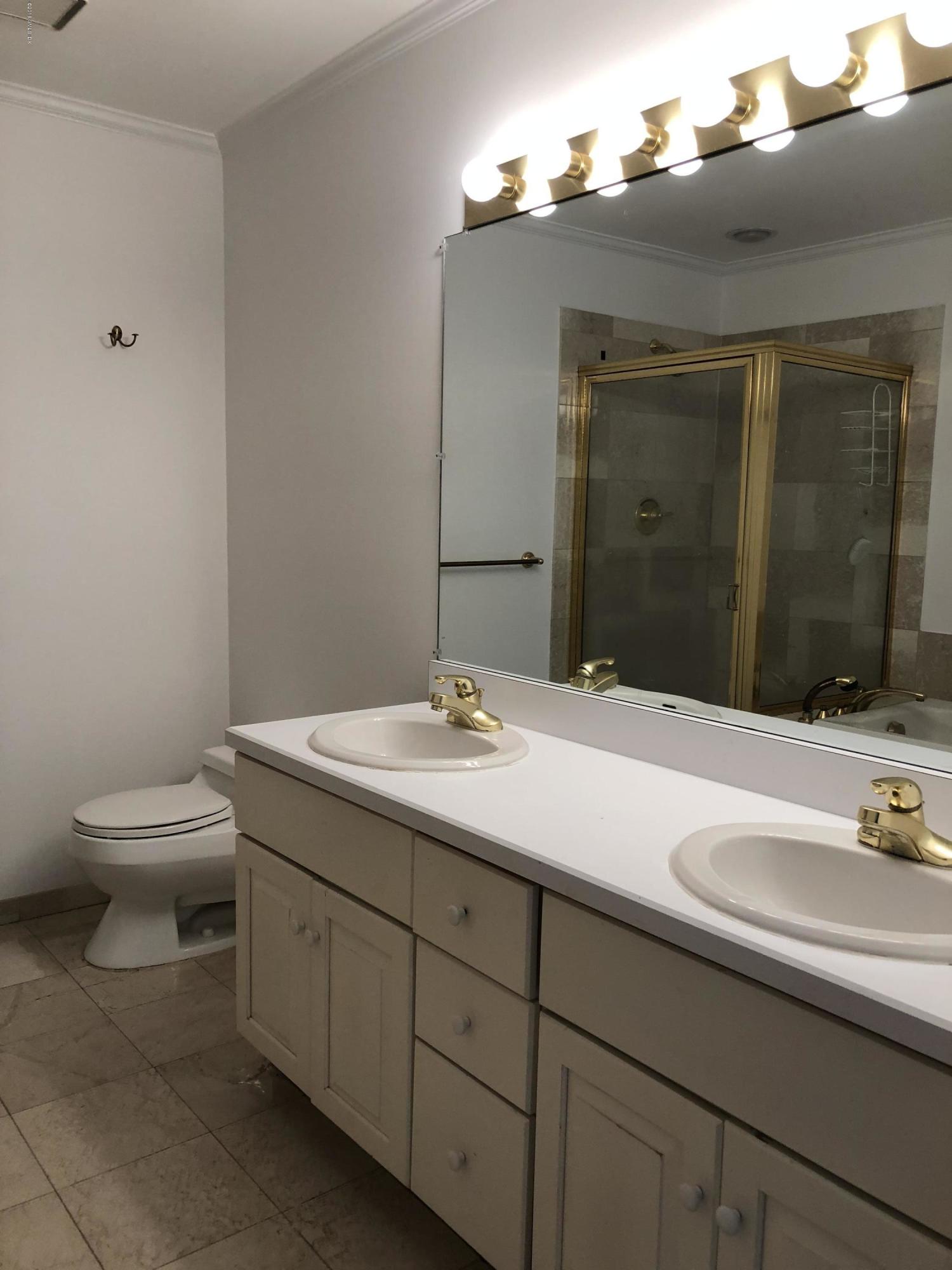 51 Forest Avenue APT 153