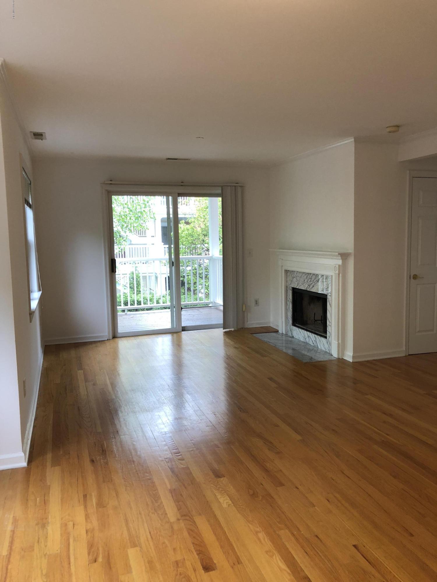 51 Forest Avenue APT 153