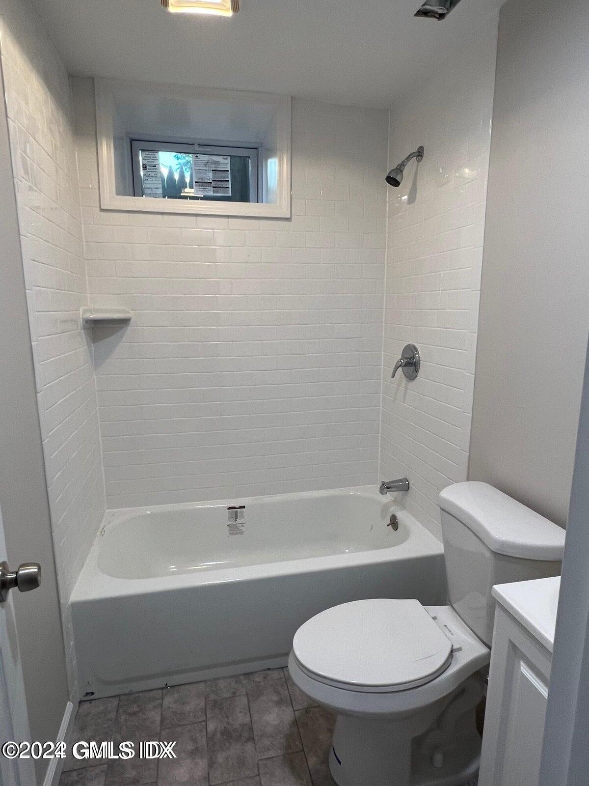 53 Richland Road Right