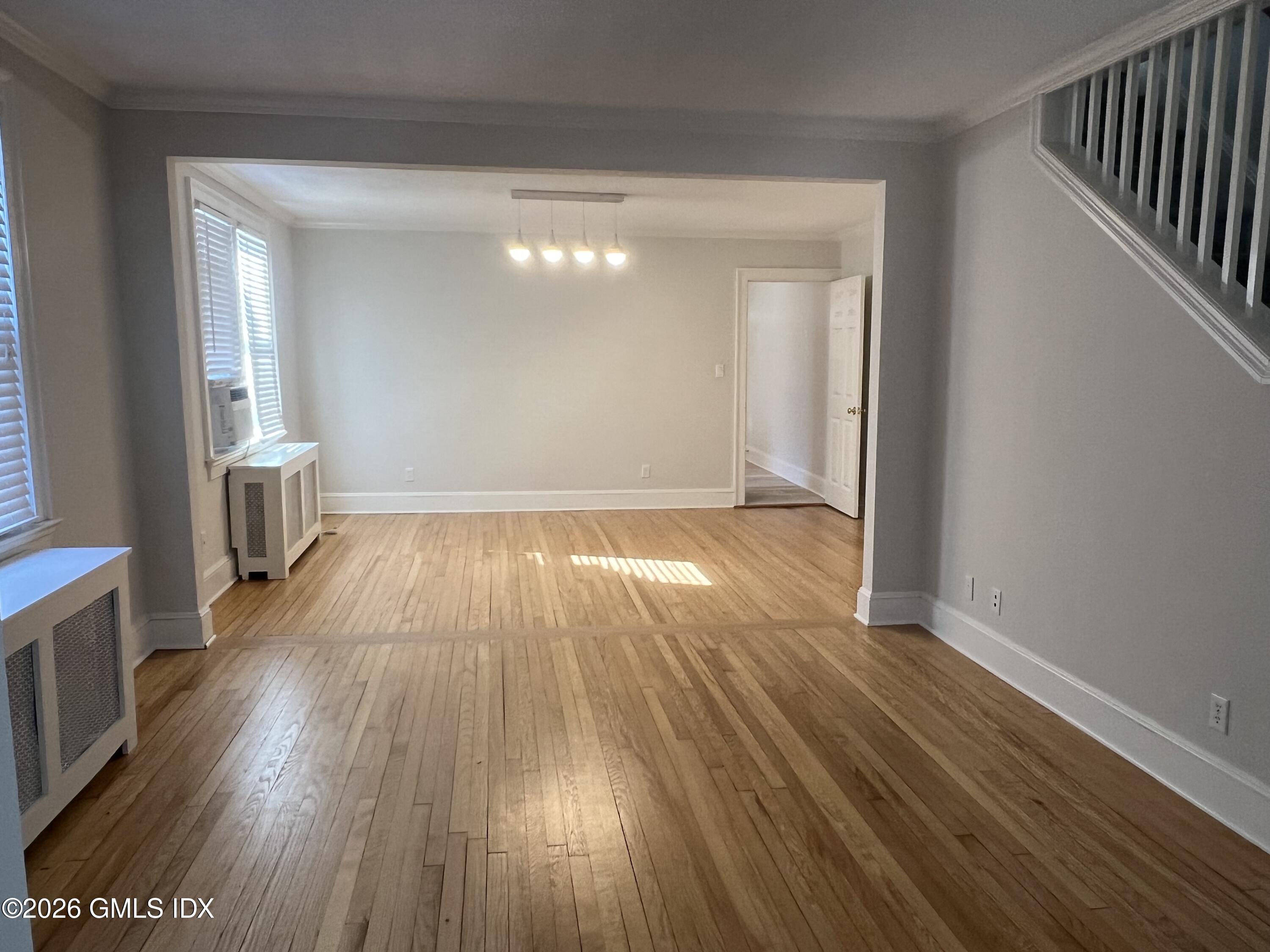 124 Pemberwick Road Left Side