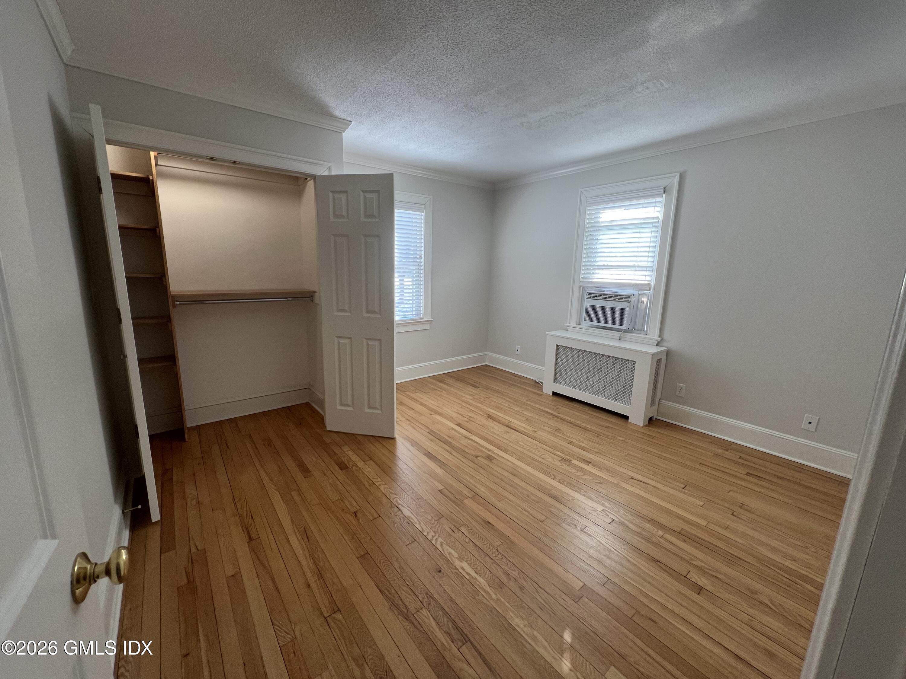 124 Pemberwick Road Left Side