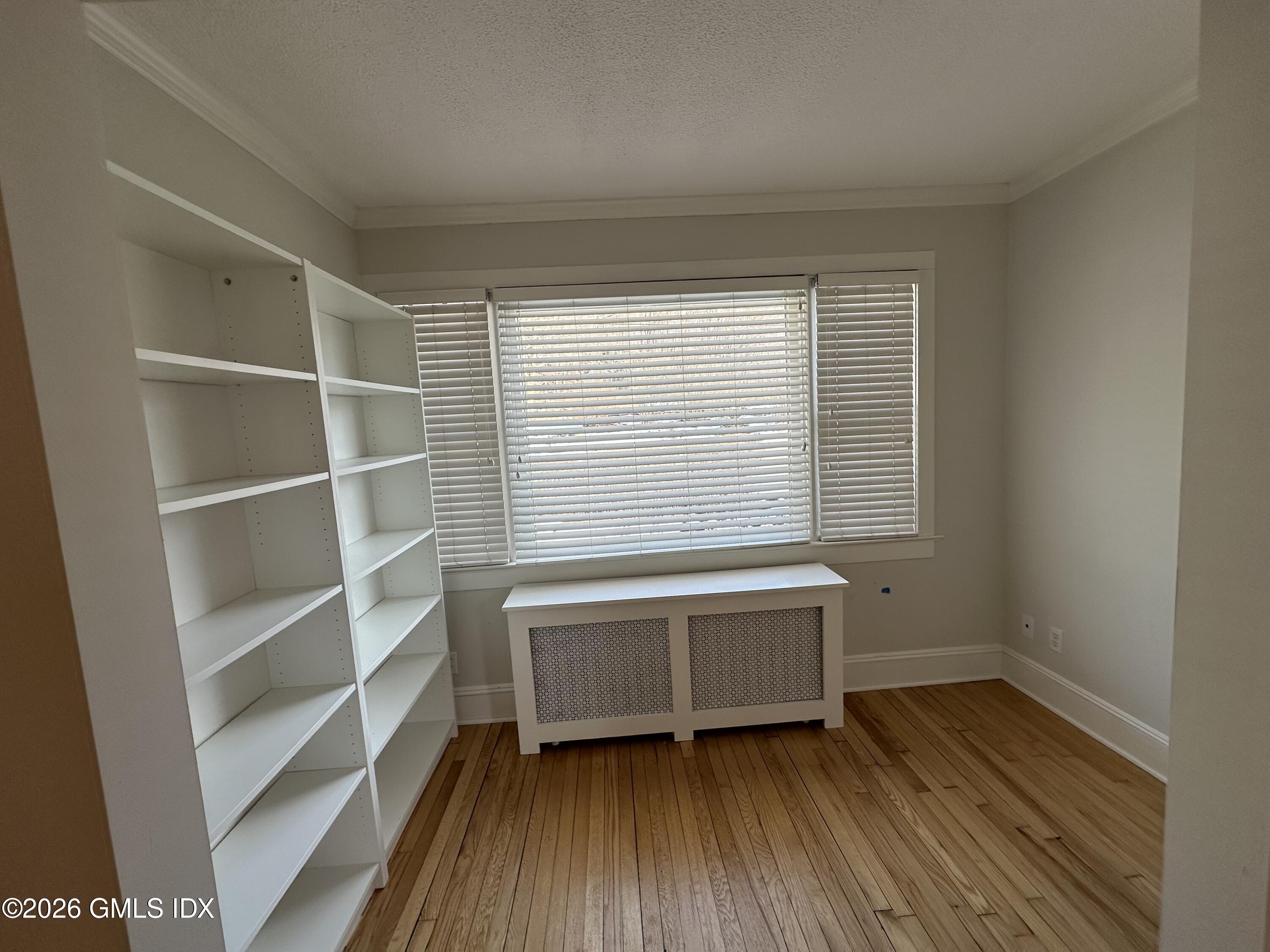 124 Pemberwick Road Left Side