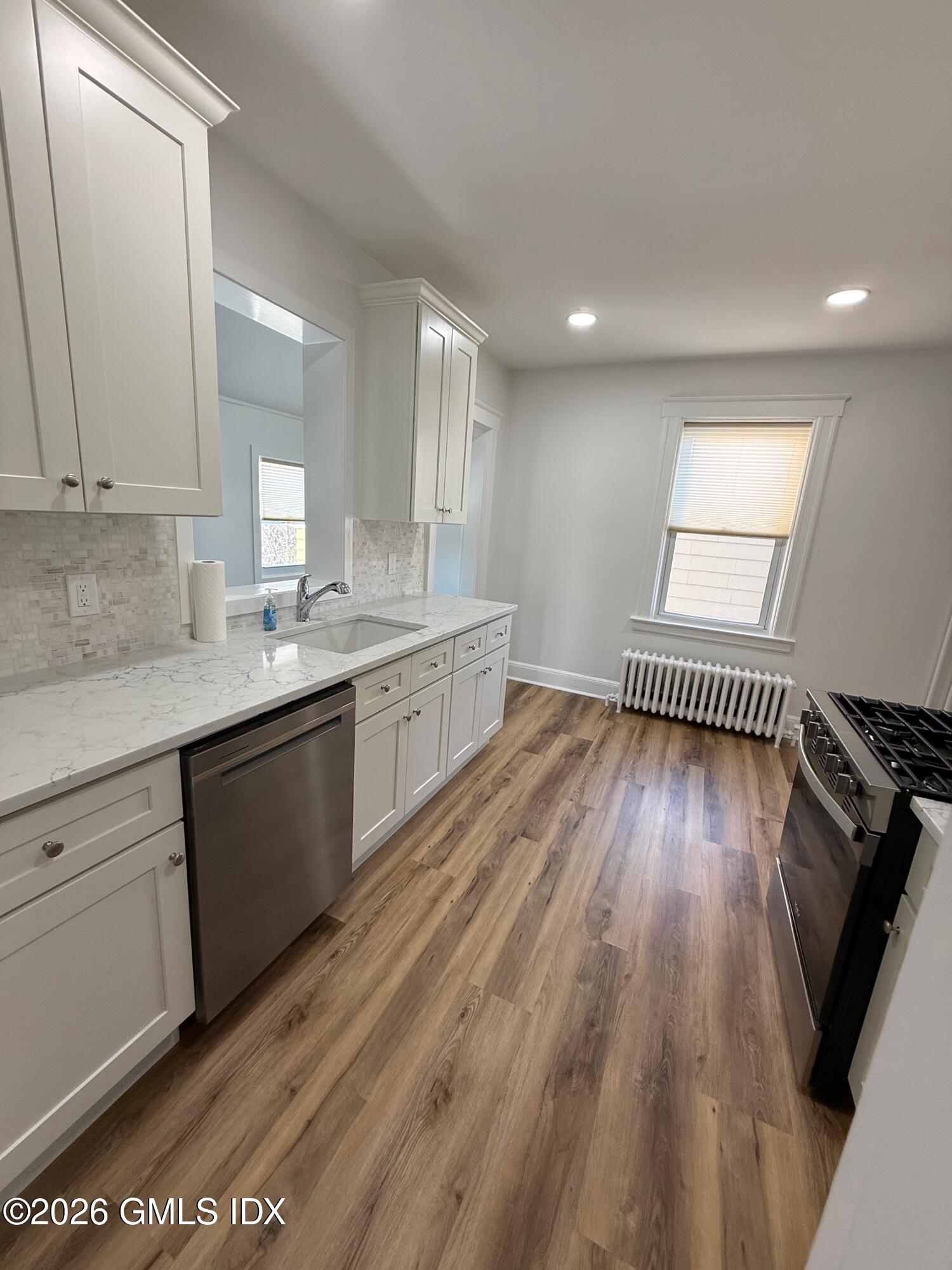 240 Hamilton Avenue 2