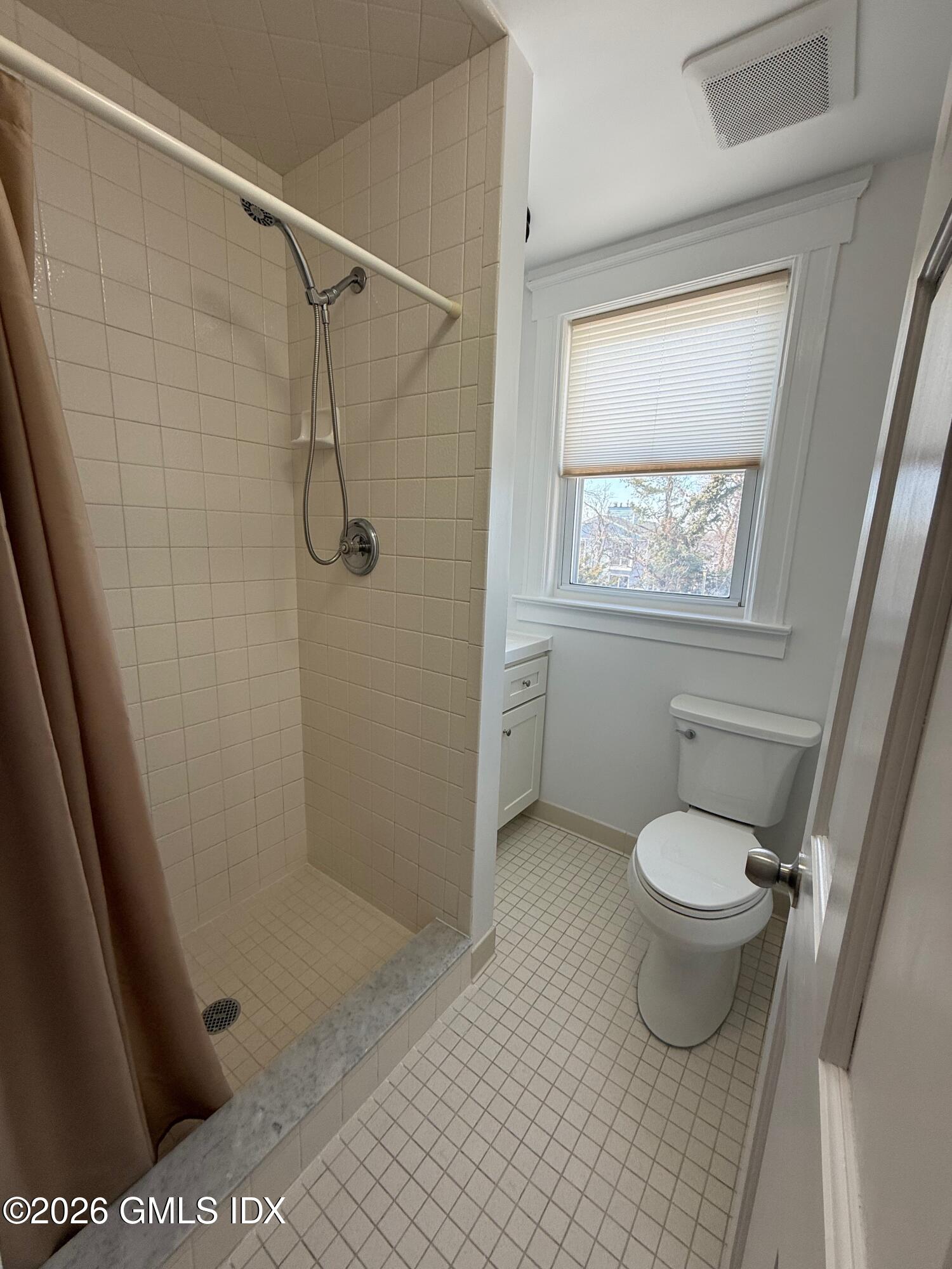 240 Hamilton Avenue 2