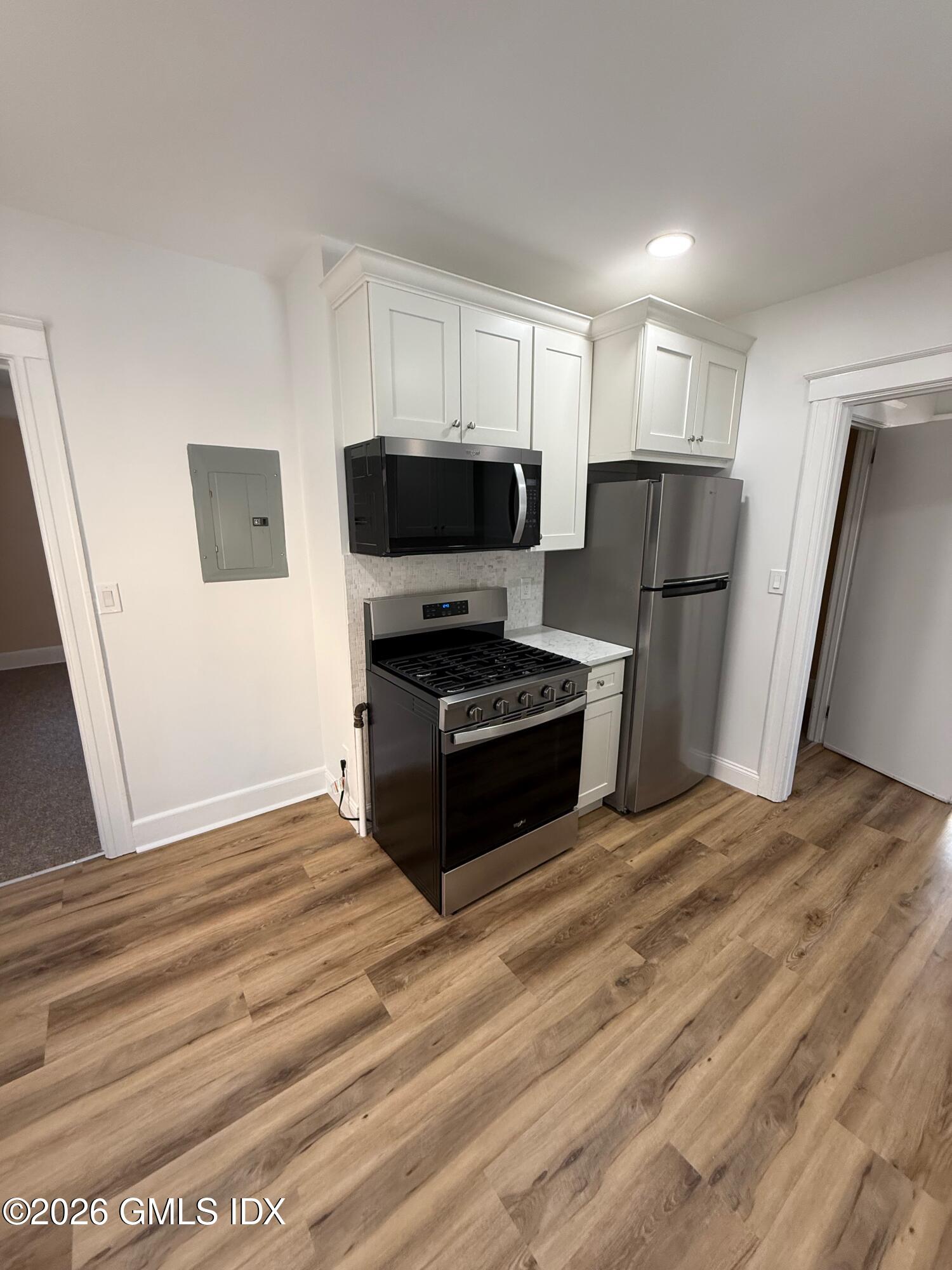 240 Hamilton Avenue 2