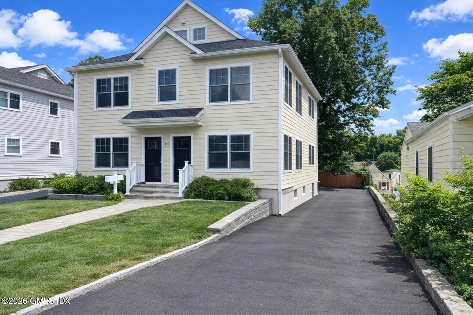 89 W View Street 2nd floor