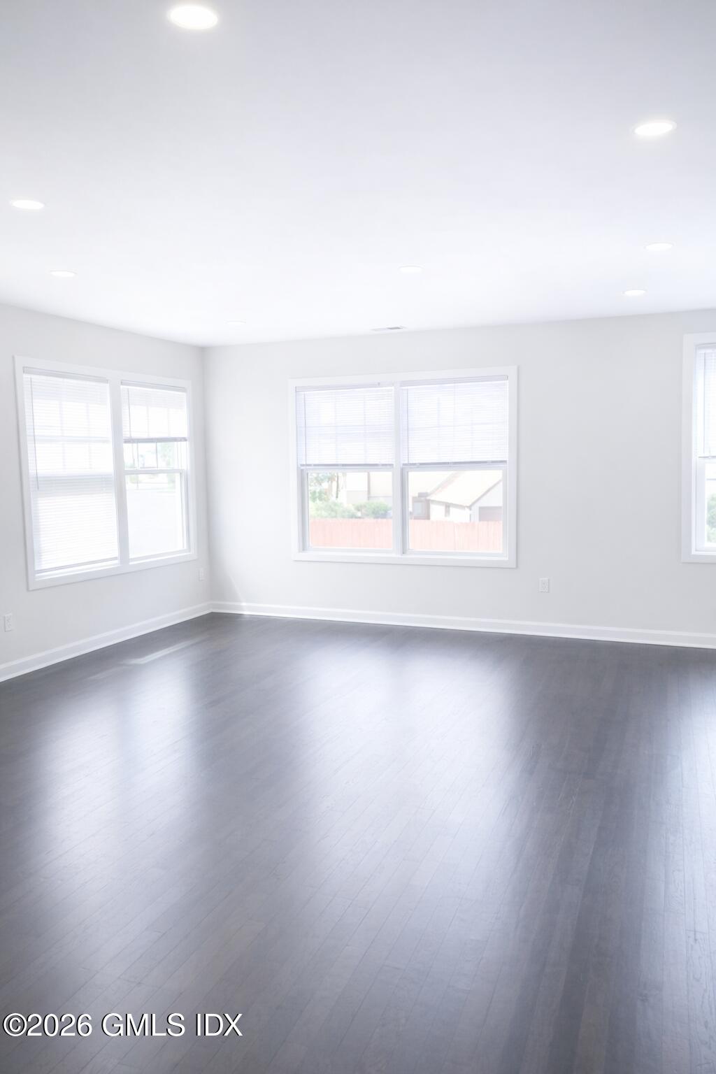 89 W View Street 2nd floor