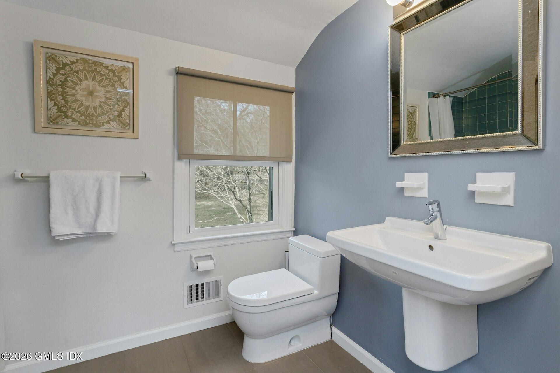 83 Burning Tree Road