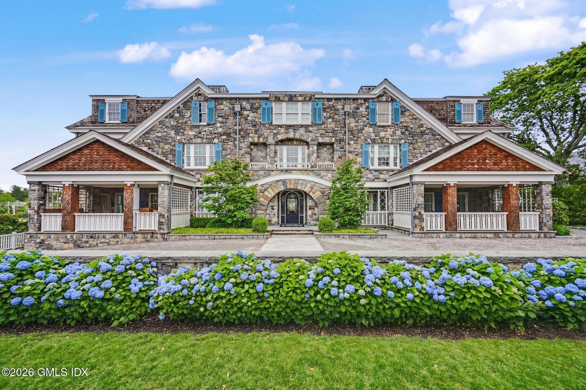 702 Steamboat Road UNIT 6