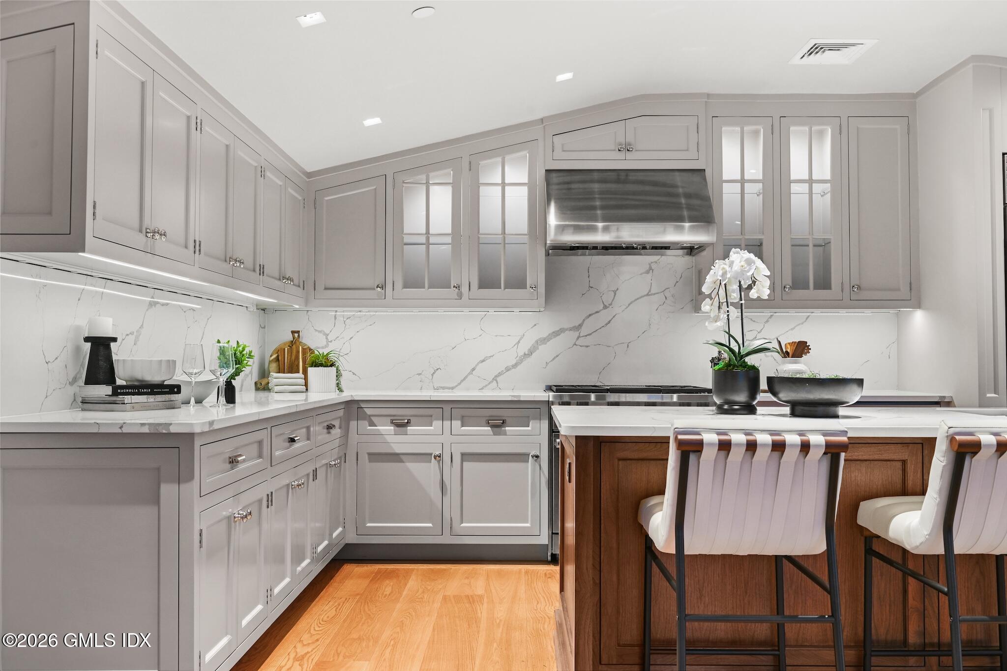 702 Steamboat Road UNIT 6