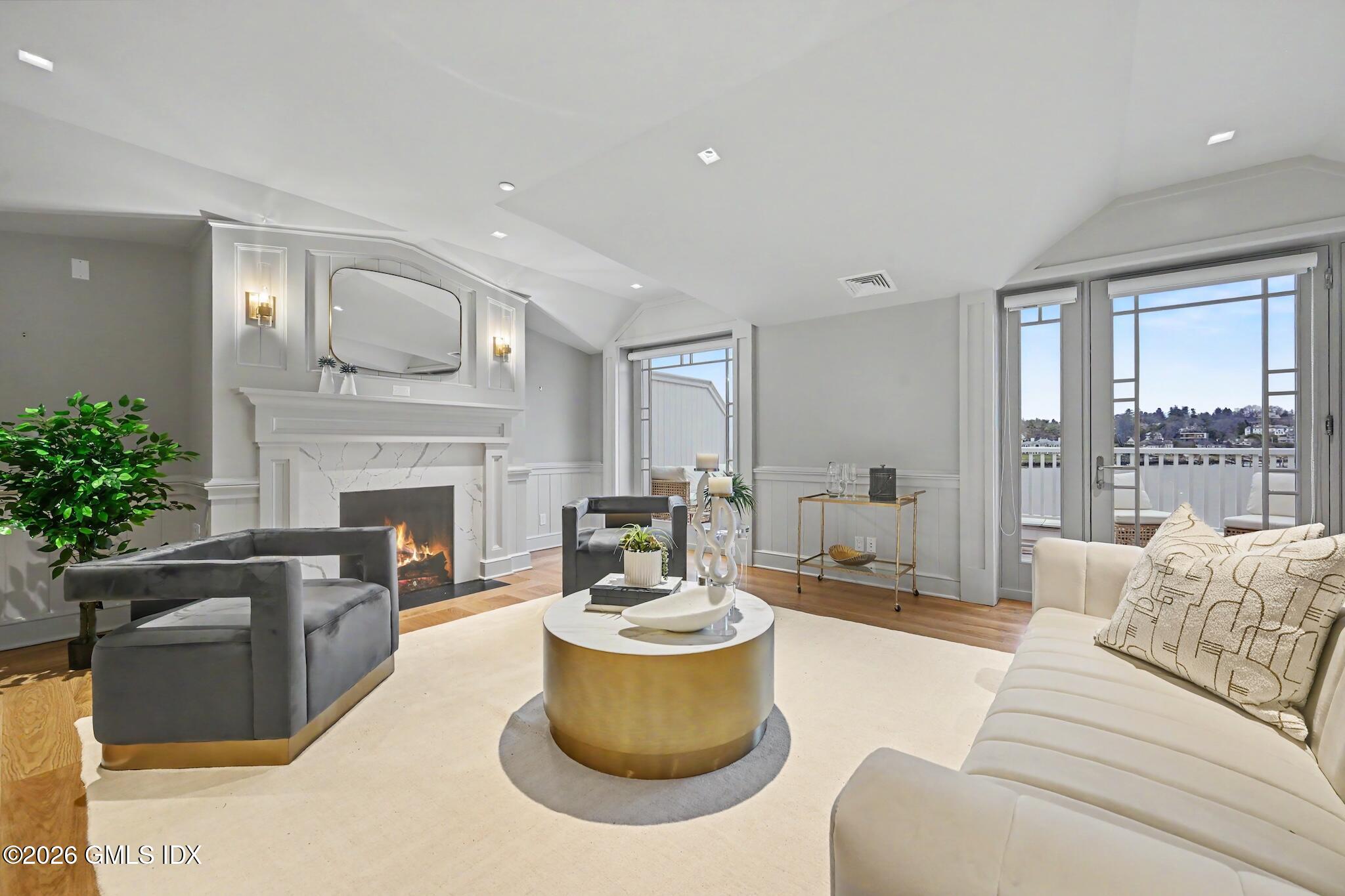 702 Steamboat Road UNIT 6