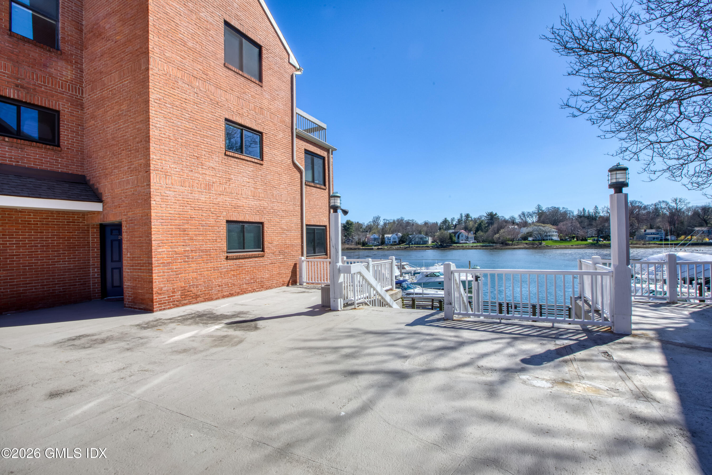 15 River Road UNIT 205