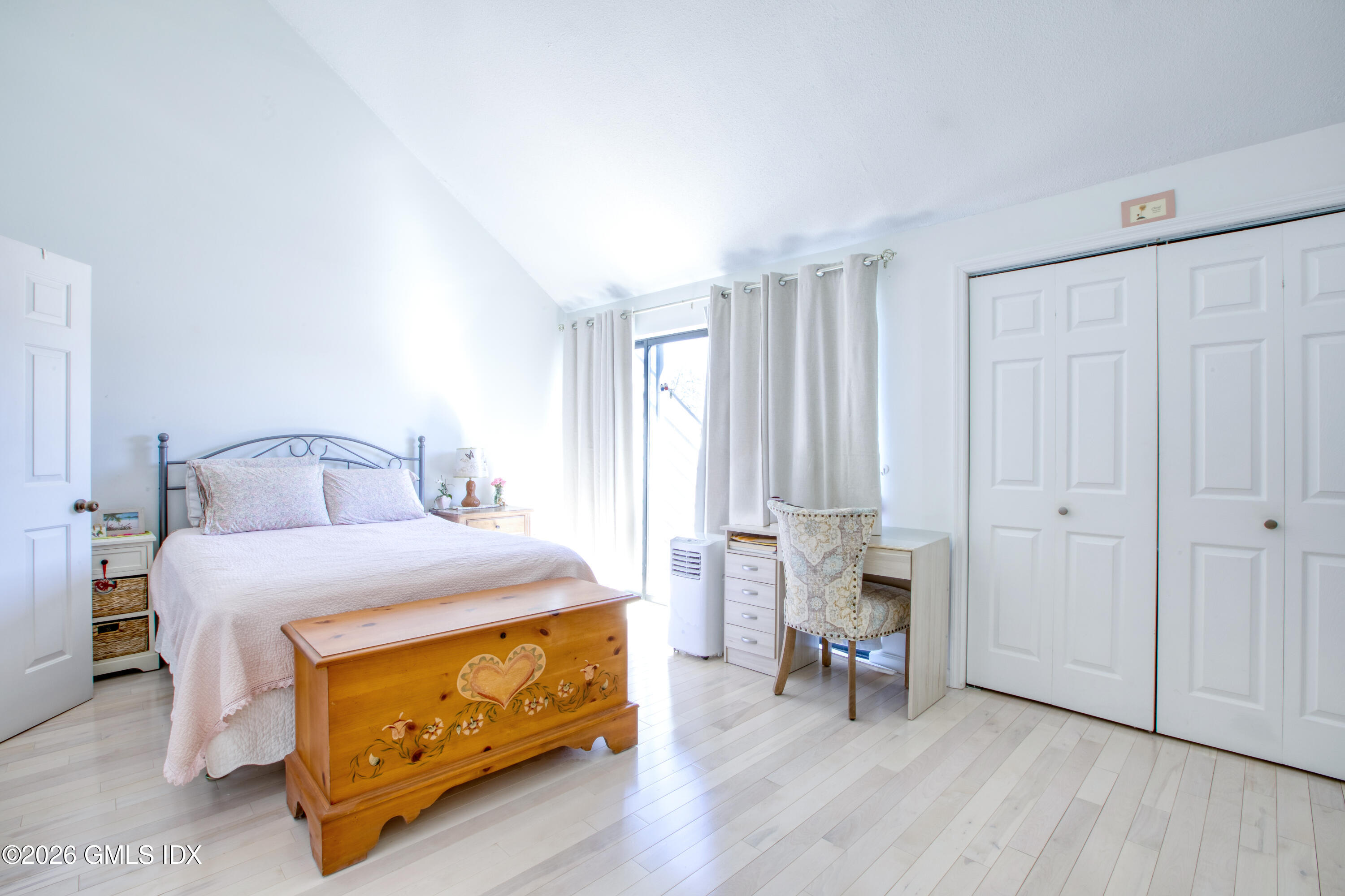 15 River Road UNIT 205