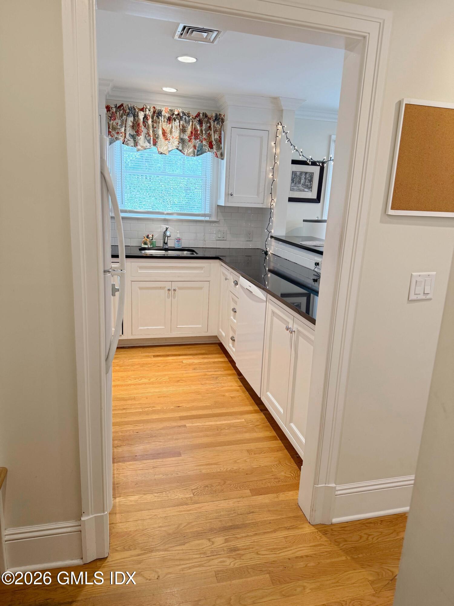 111 Havemeyer Place Carriage House