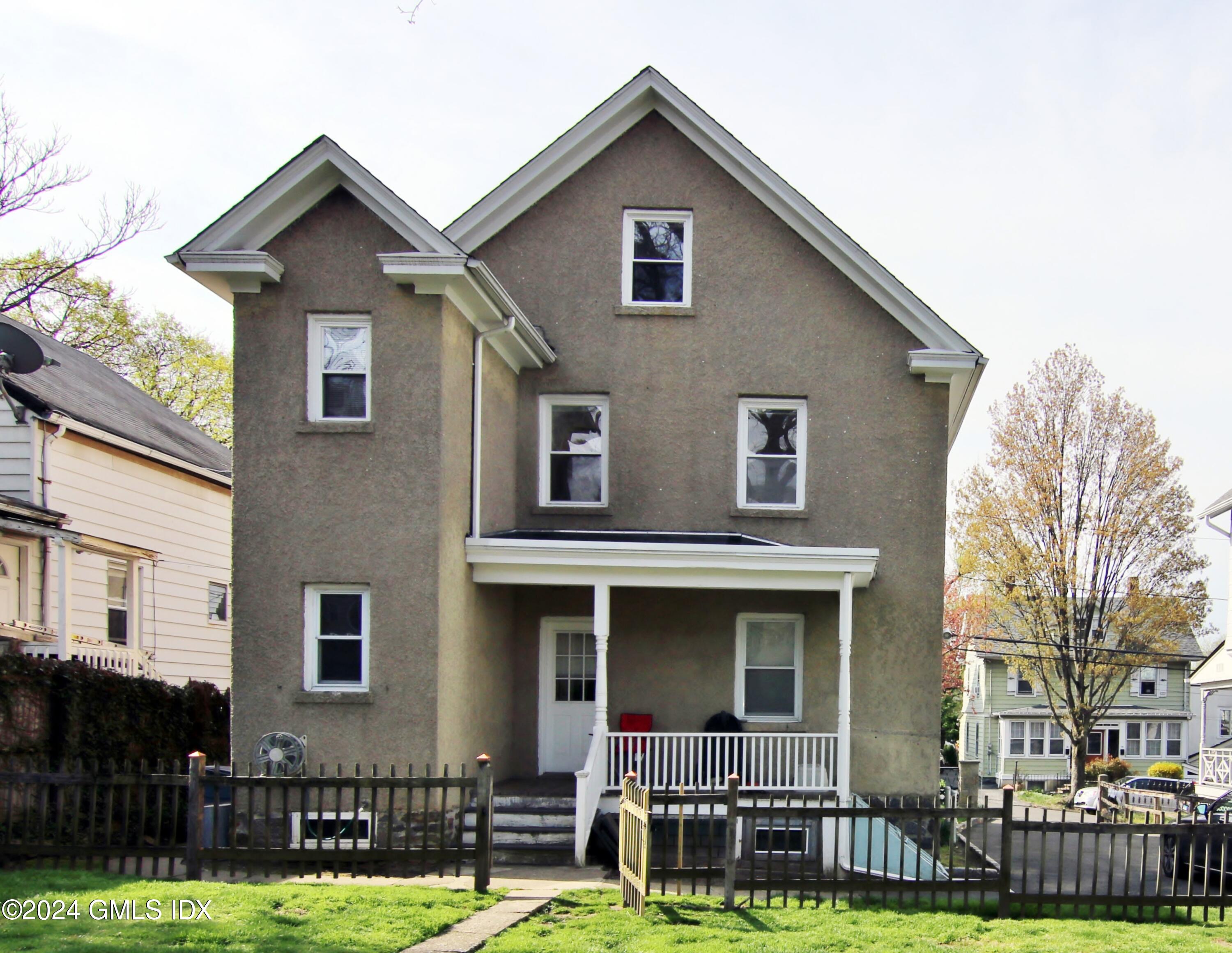 25 Division Street 2