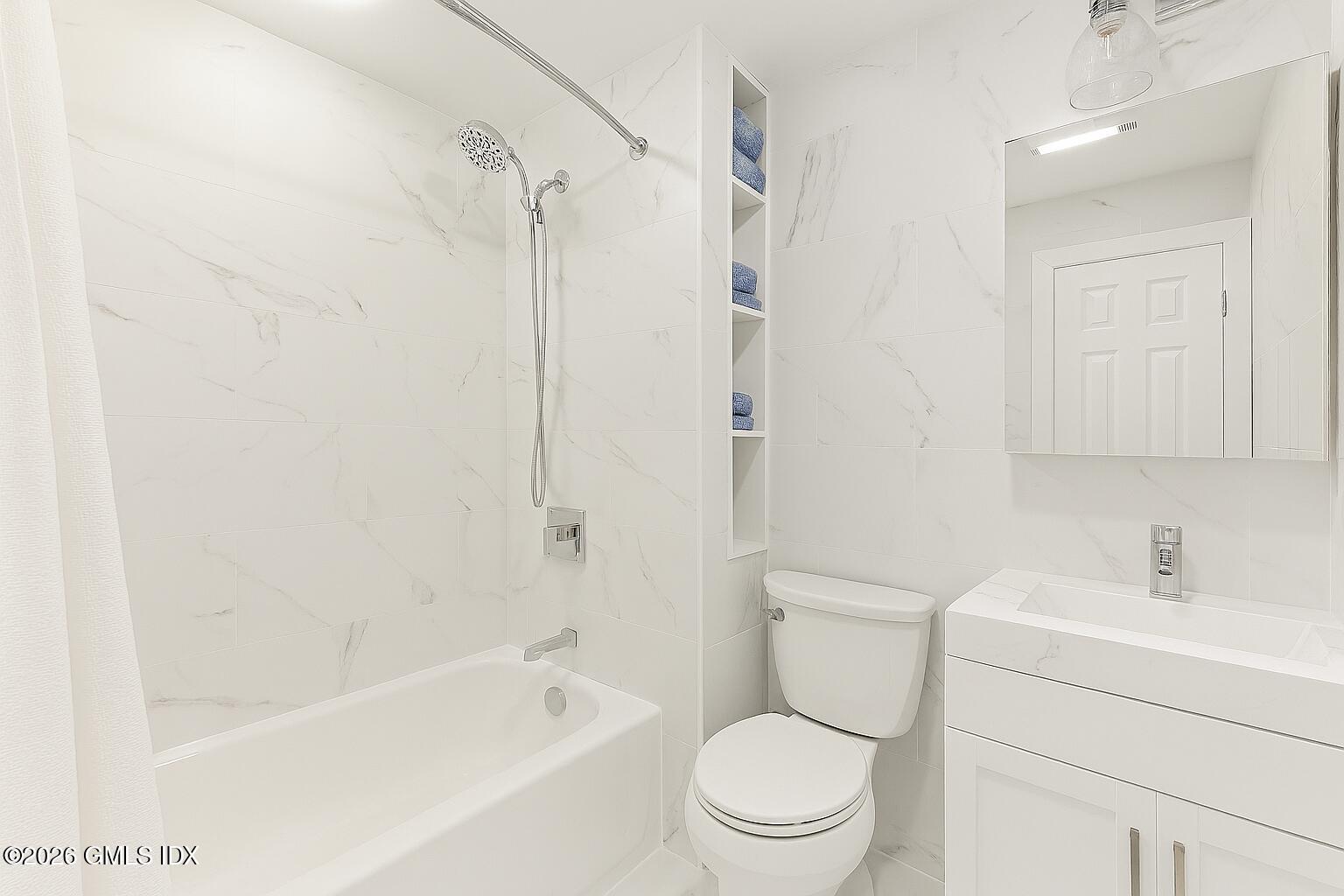14 Cos Cob Avenue Unit: 3