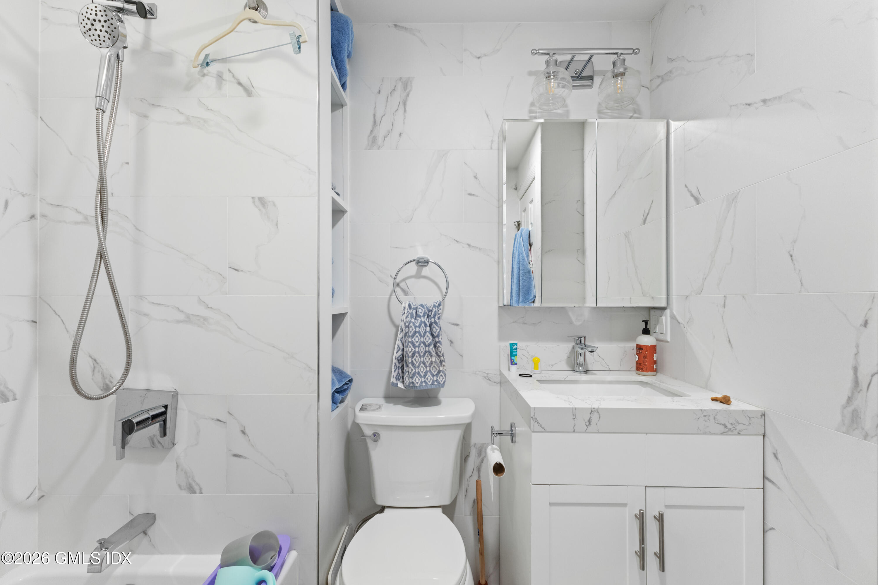 14 Cos Cob Avenue Unit: 3
