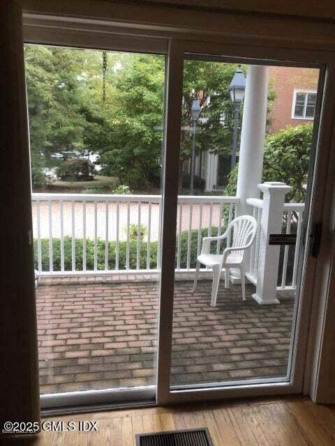 51 Forest Avenue APT 19