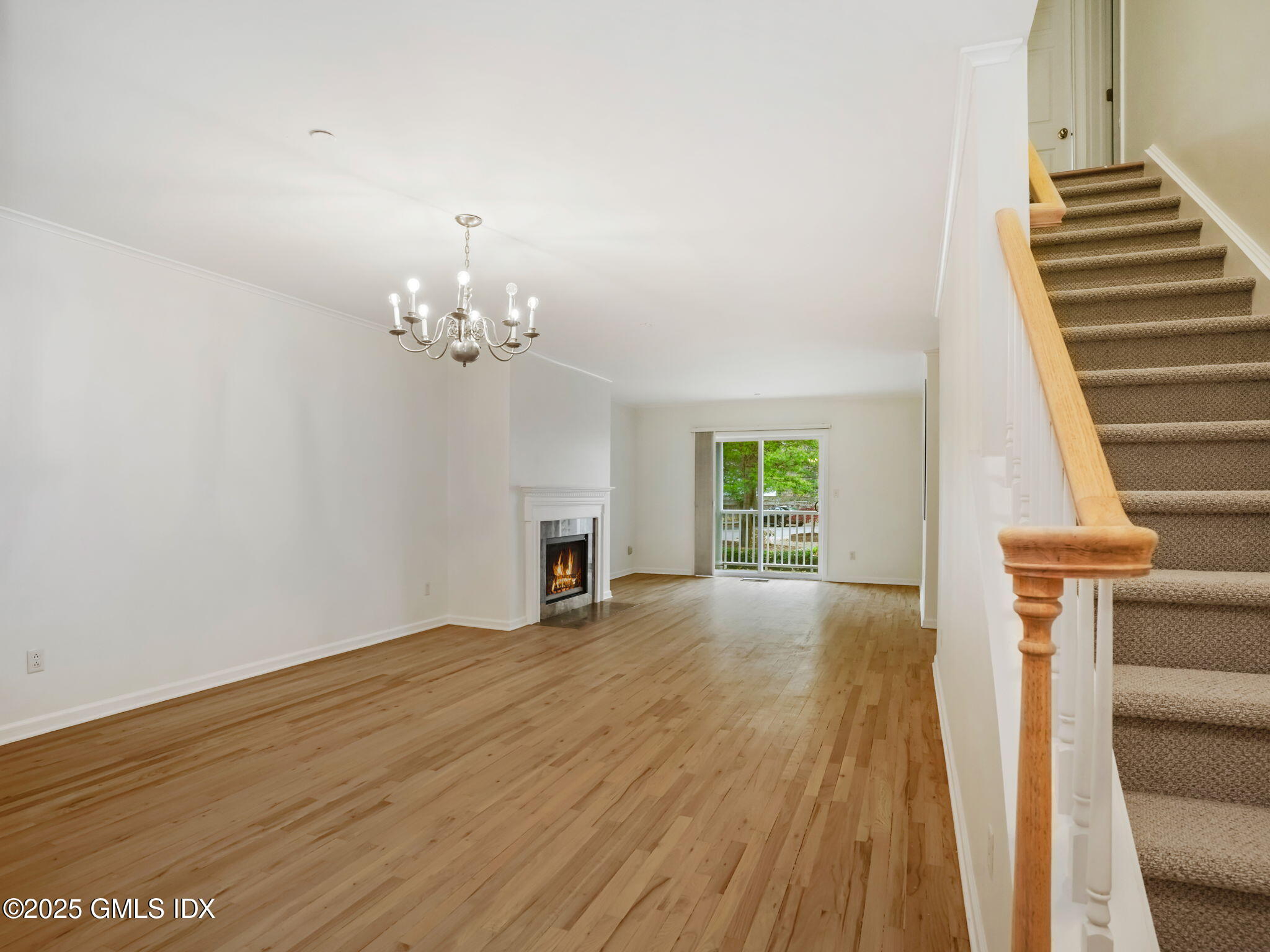 51 Forest Avenue APT 19