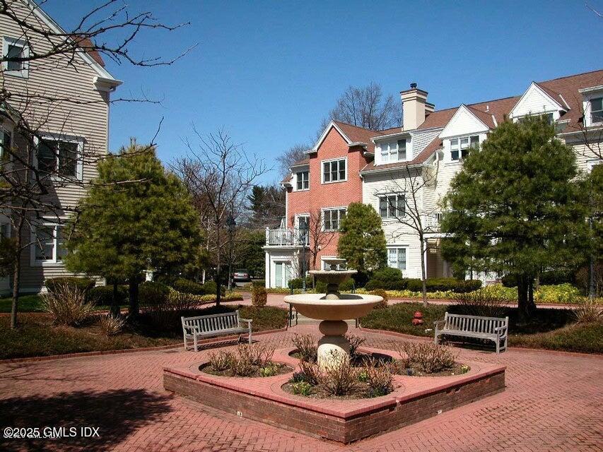 51 Forest Avenue APT 19
