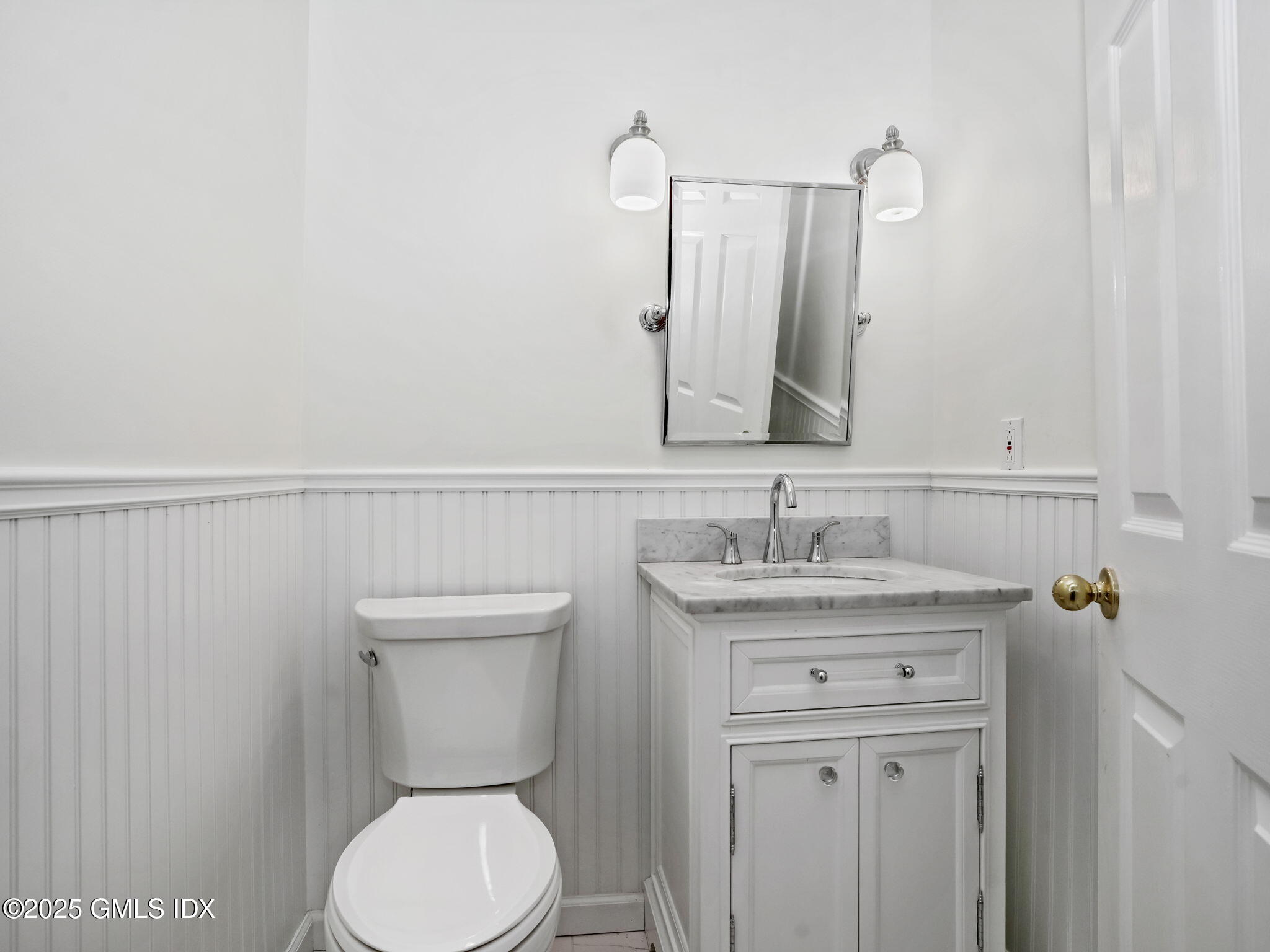 51 Forest Avenue APT 19