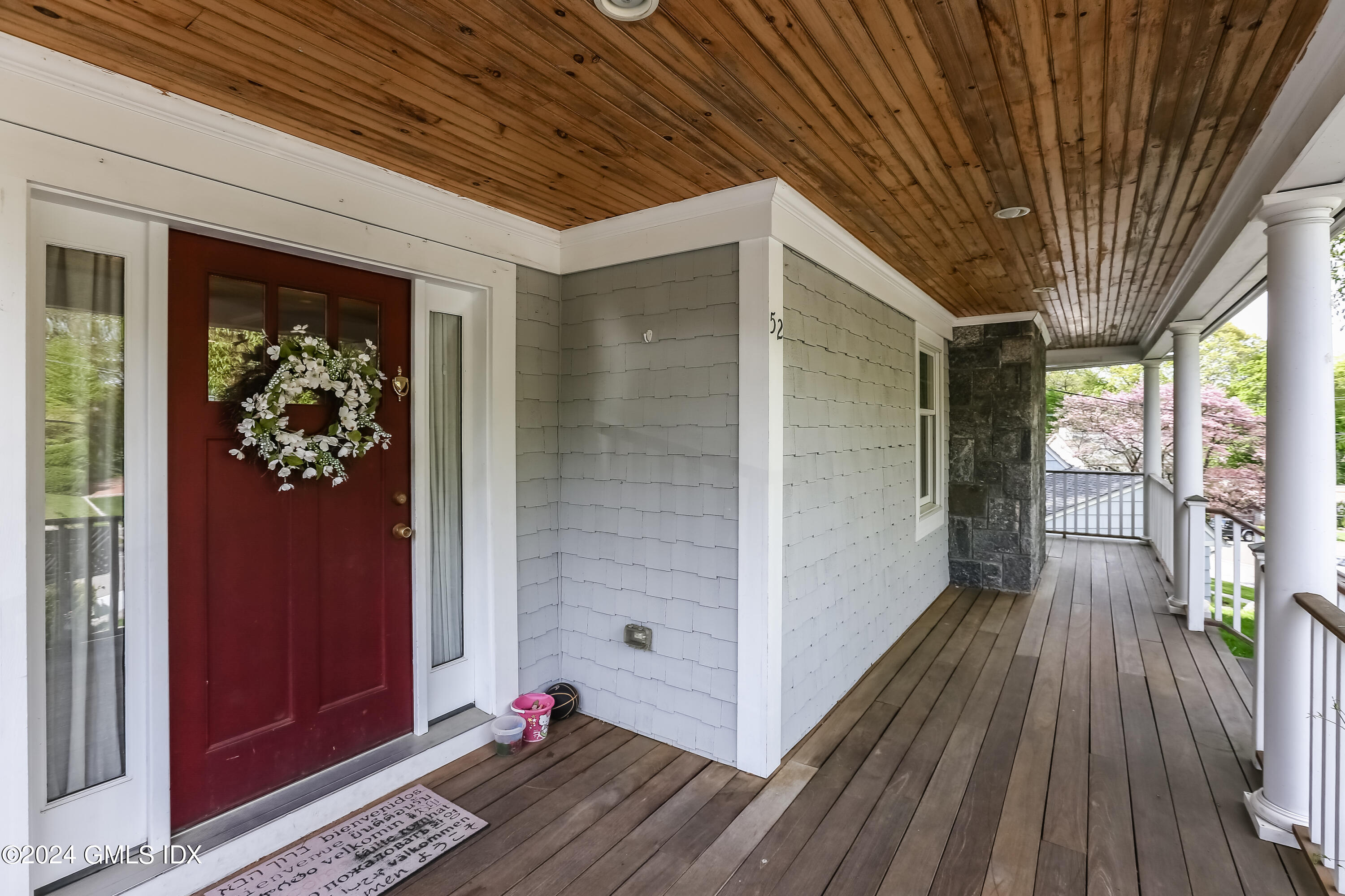 52 Hunt Terrace
