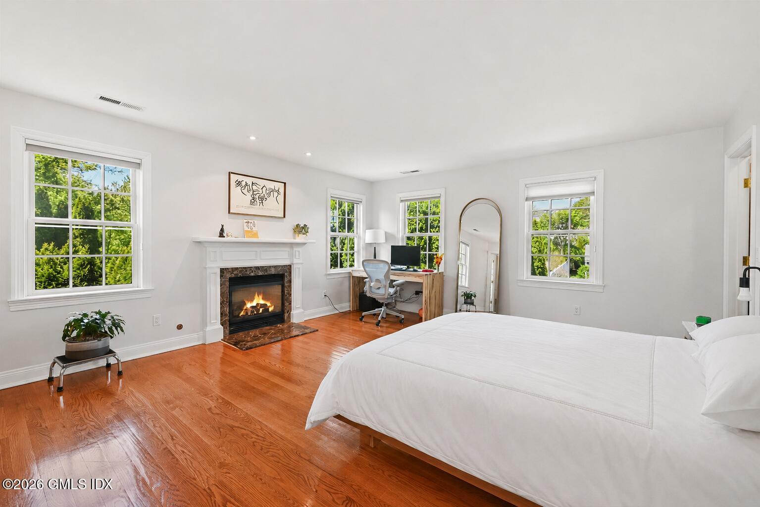 45 William Street #B