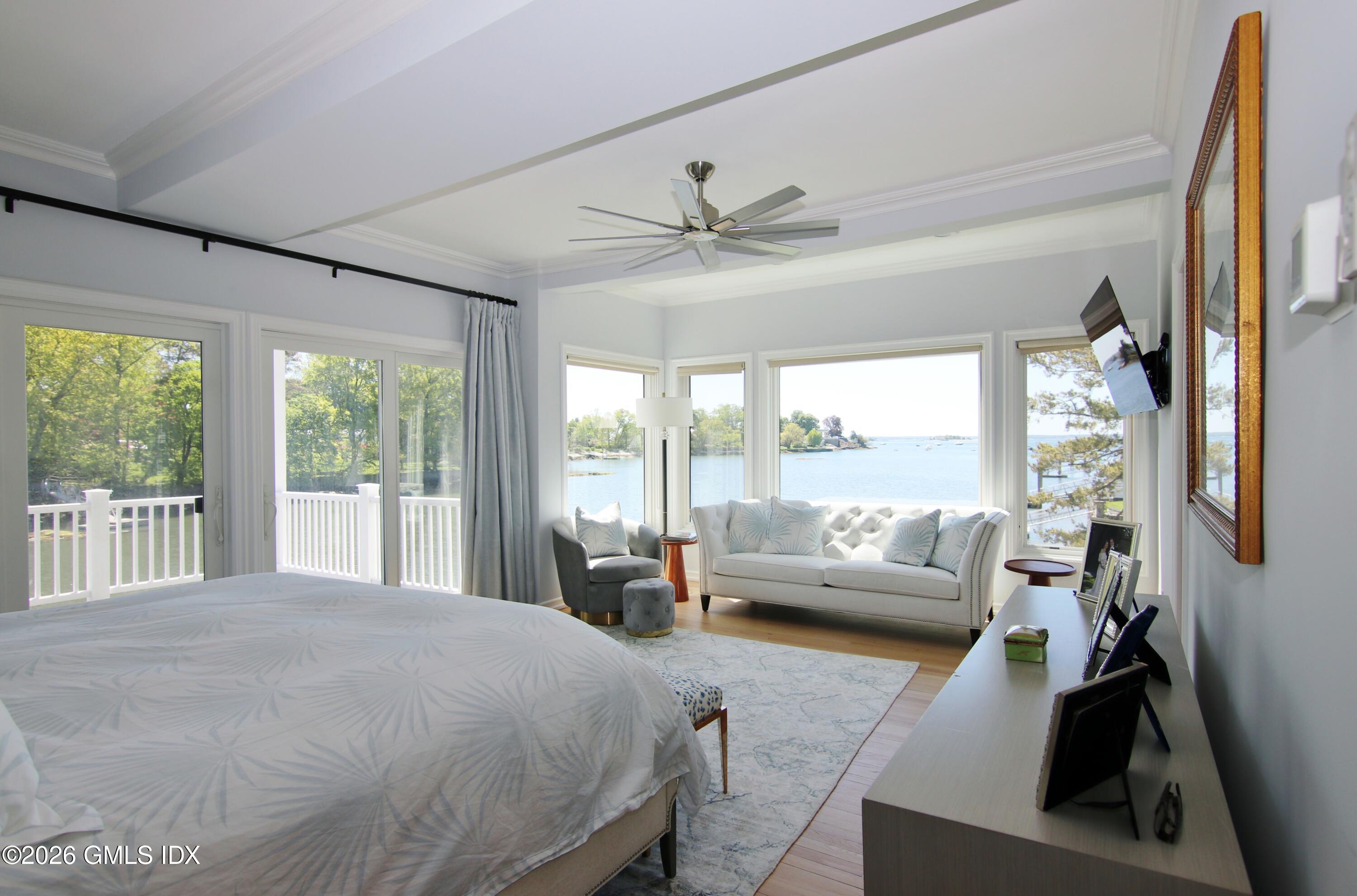 633 Steamboat Road Unit #5