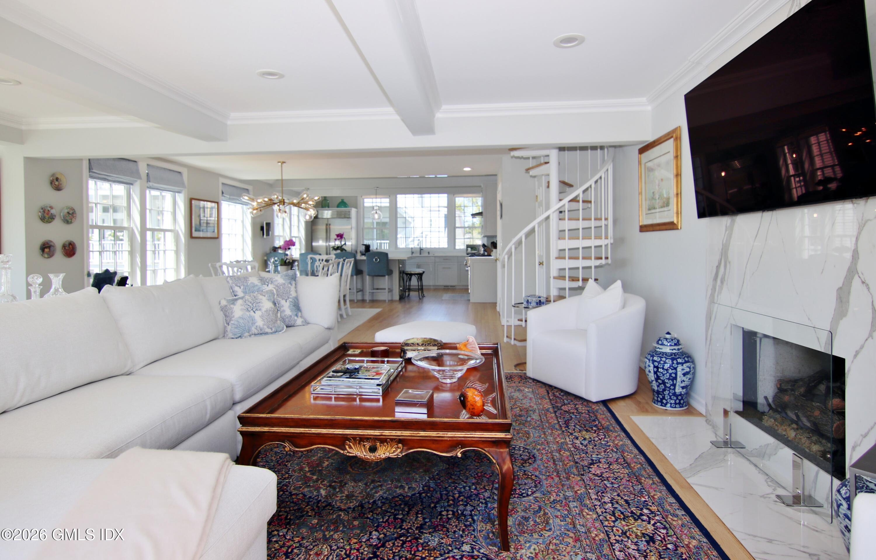 633 Steamboat Road Unit #5